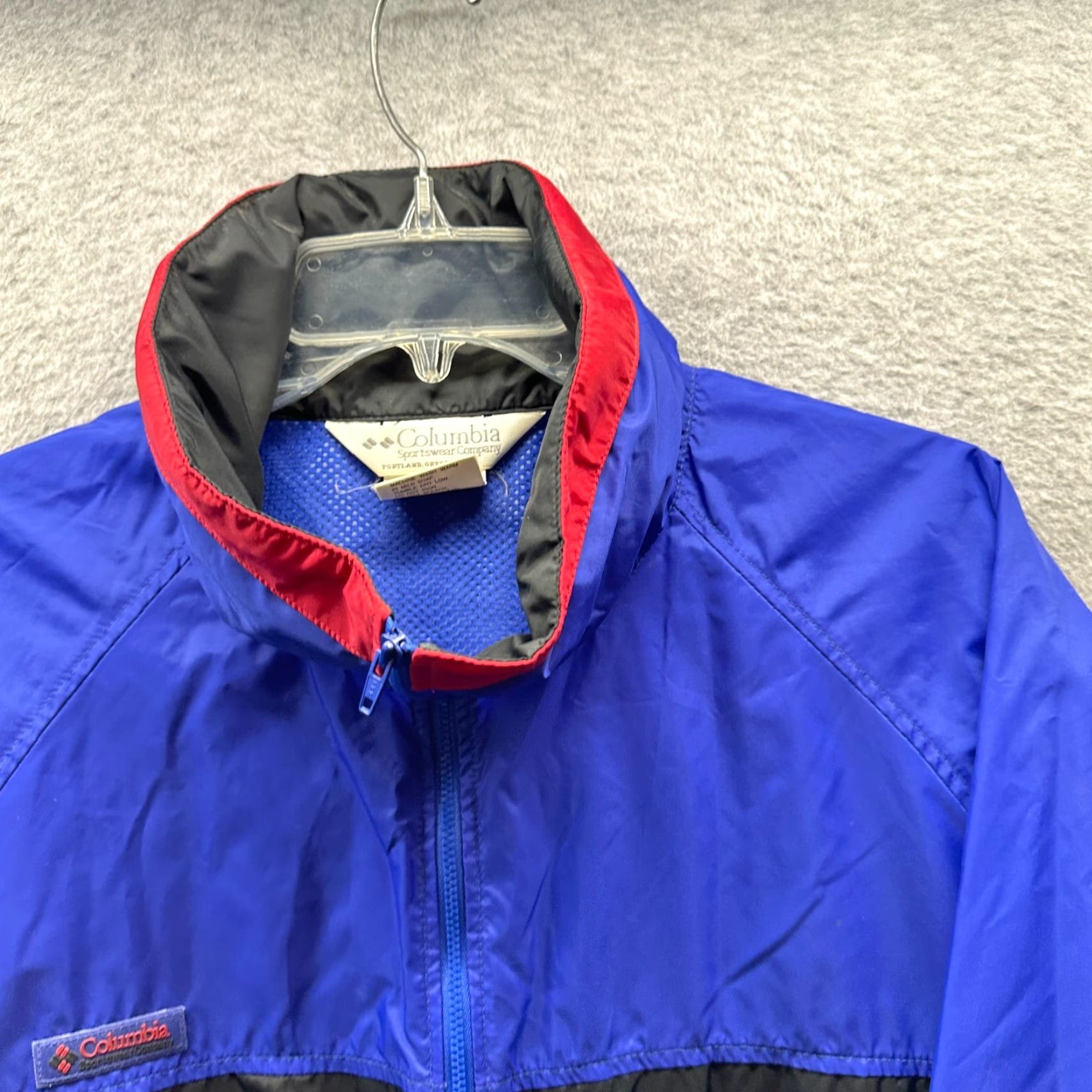 Vintage VINTAGE Columbia Jacket Mens Large Blue Windbreaker Short Navy Black Nylon Softshell Logo Zip All Seasons Regular Size US L / EU 52-54 / 3 - 2 Thumbnail