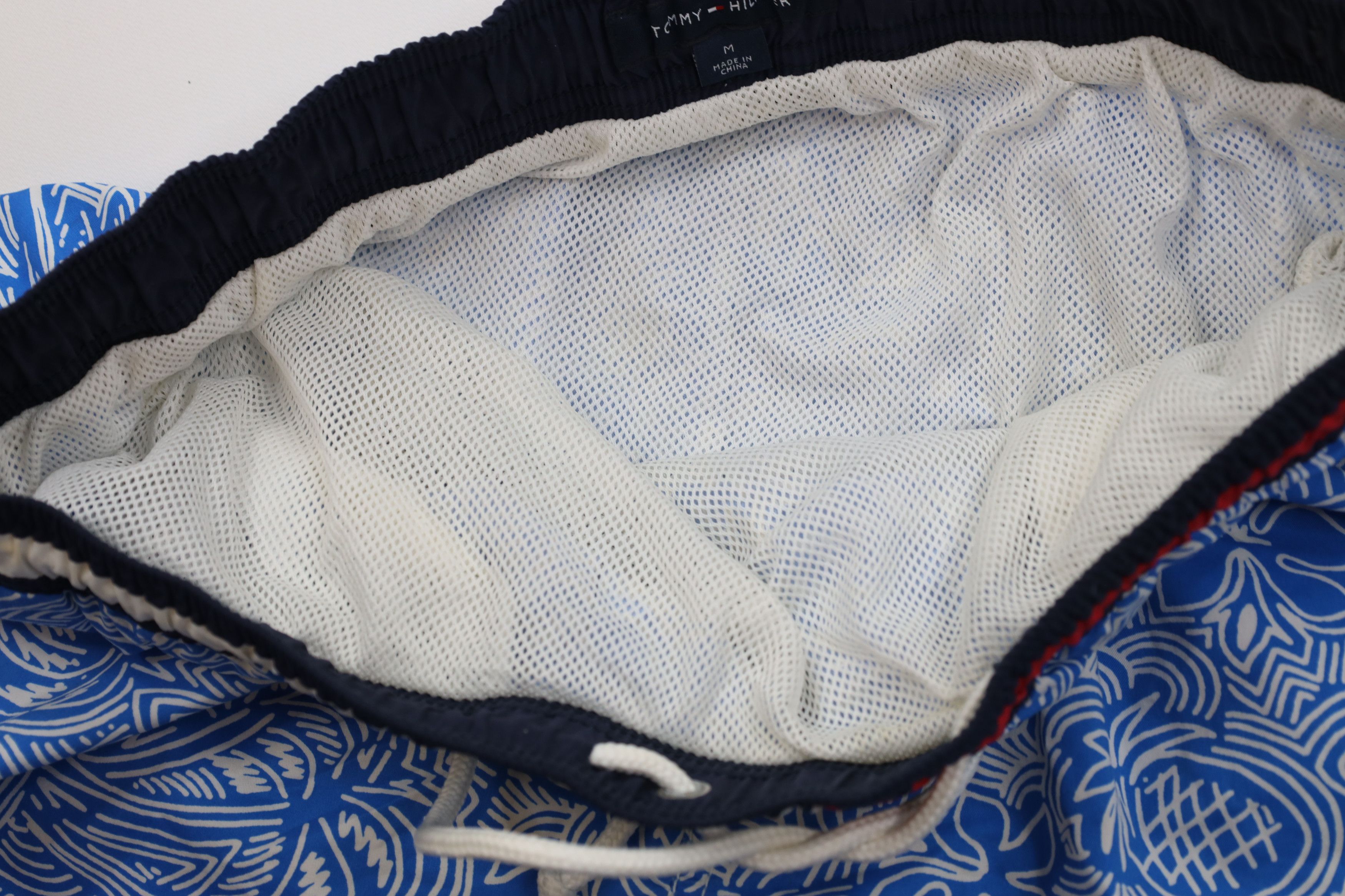 Tommy Hilfiger Vintage Tommy Hilfiger Flower Lined Shorts Swim Trunks Size US 32 / EU 48 - 9 Thumbnail