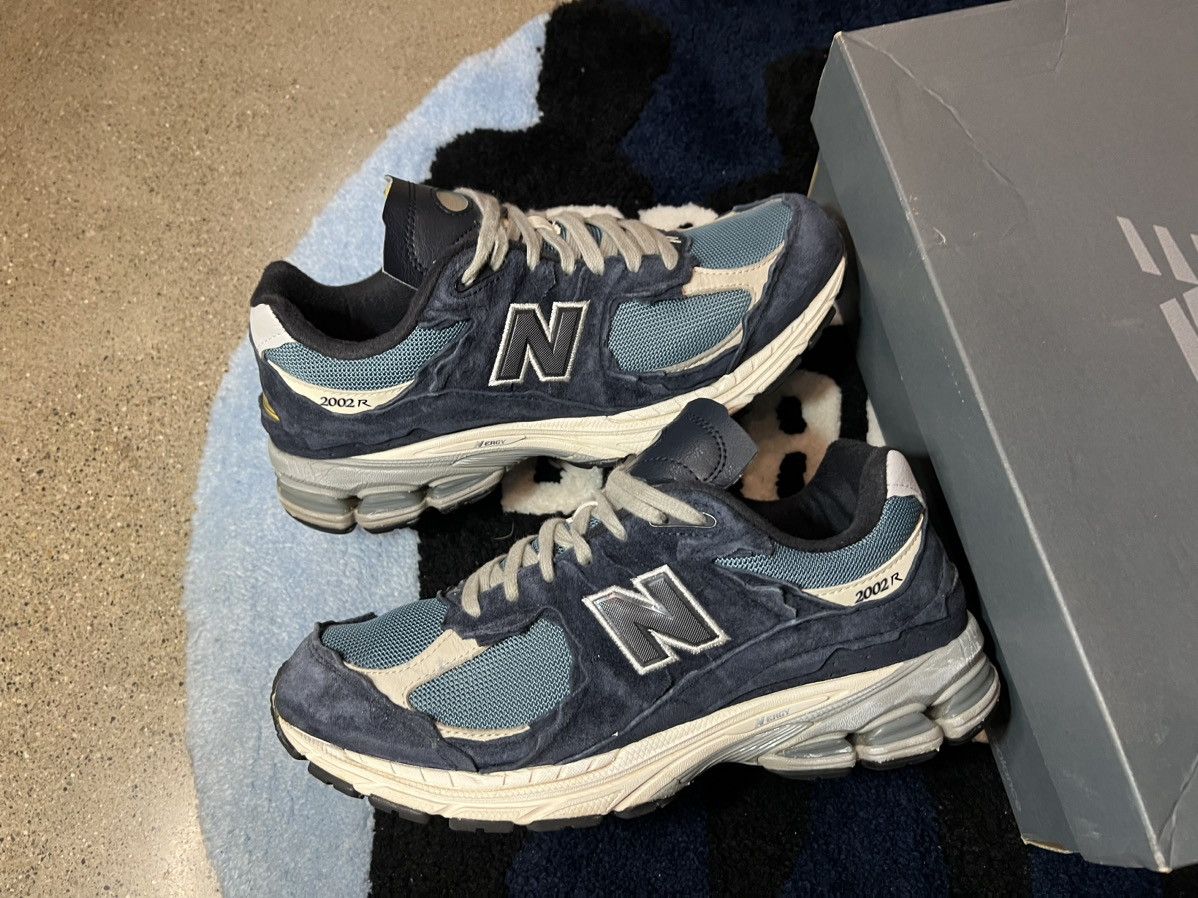 image of New Balance 2002R Protection Pack Navy Shoes in Blue, Men's (Size 10.5)