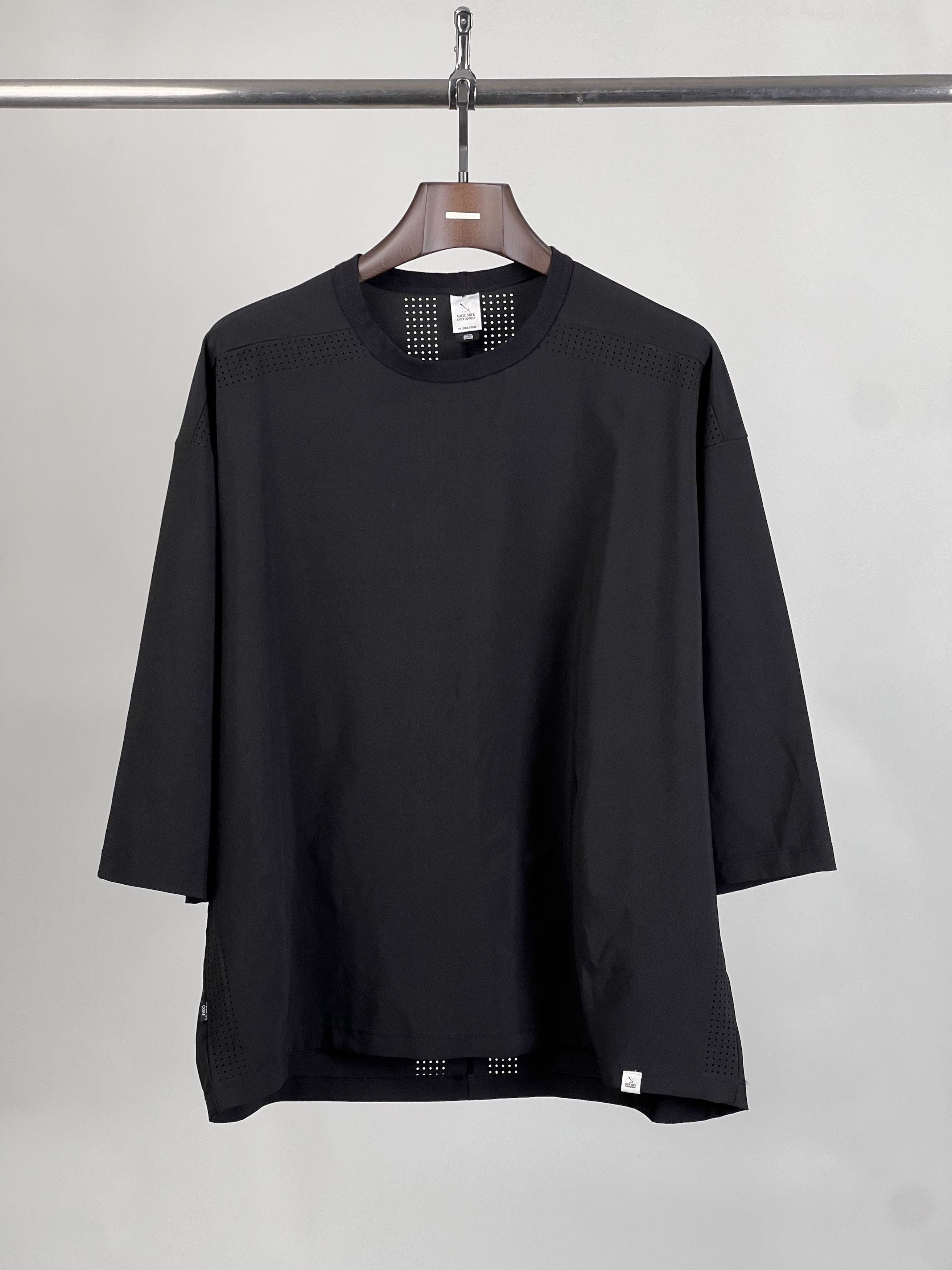 MAGIC STICK Brand New 'The Core' Black SS Tee Size US L / EU 52-54 / 3 - 1 Thumbnail