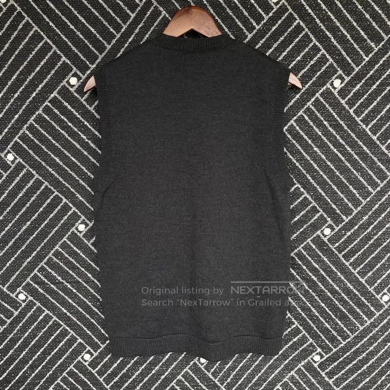 Fendi Fendi Double F embroidered logo wool knit vest Size US S / EU 44-46 / 1 - 2 Thumbnail