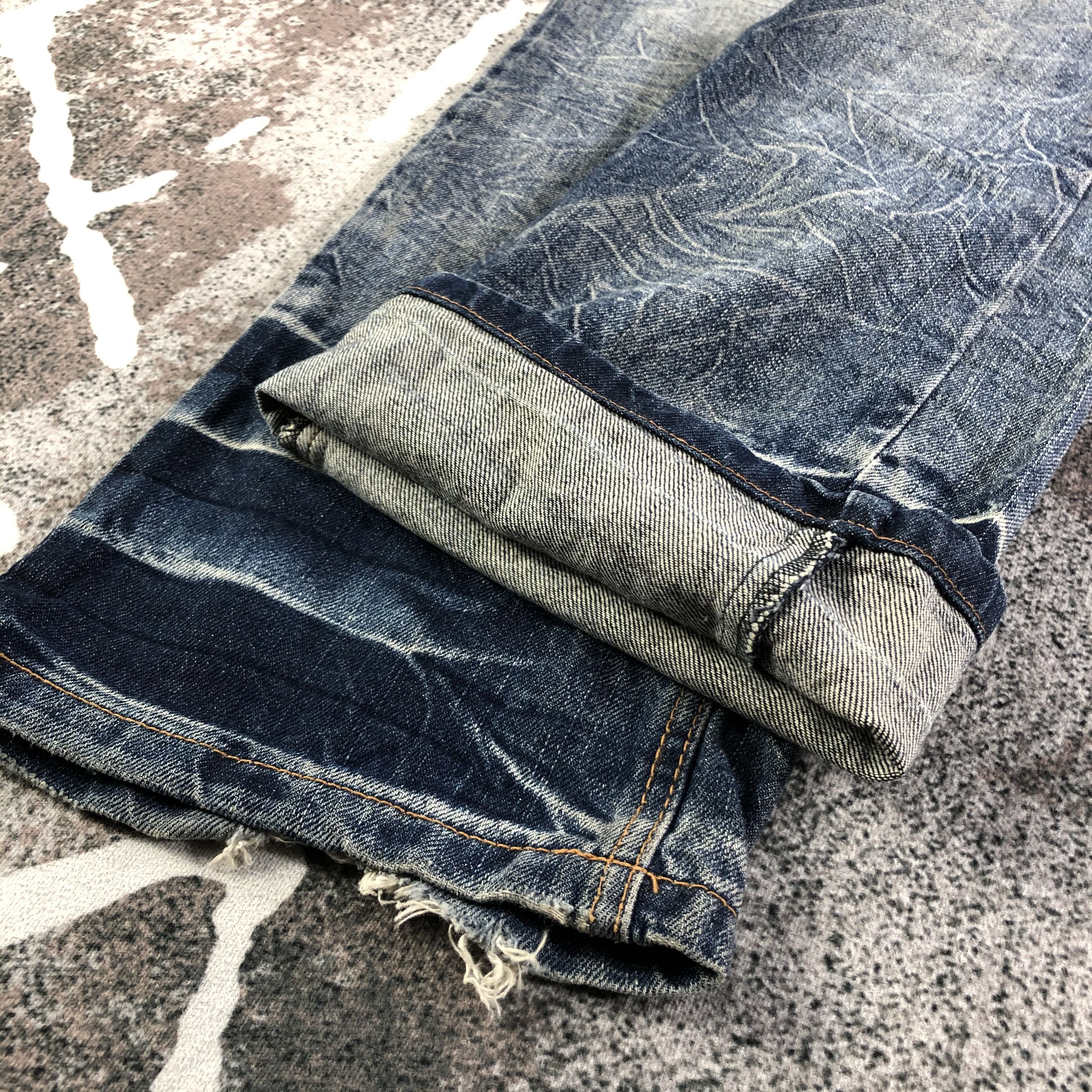 Japanese Brand Lowbox Flared Jeans Distressed Denim KJ1958 Size US 30 / EU 46 - 7 Thumbnail
