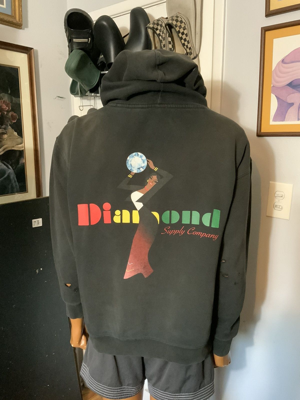 Diamond Supply Co. Diamond Supply Company Holding Jewel Skateboard Hoodie Size US L / EU 52-54 / 3 - 16 Thumbnail