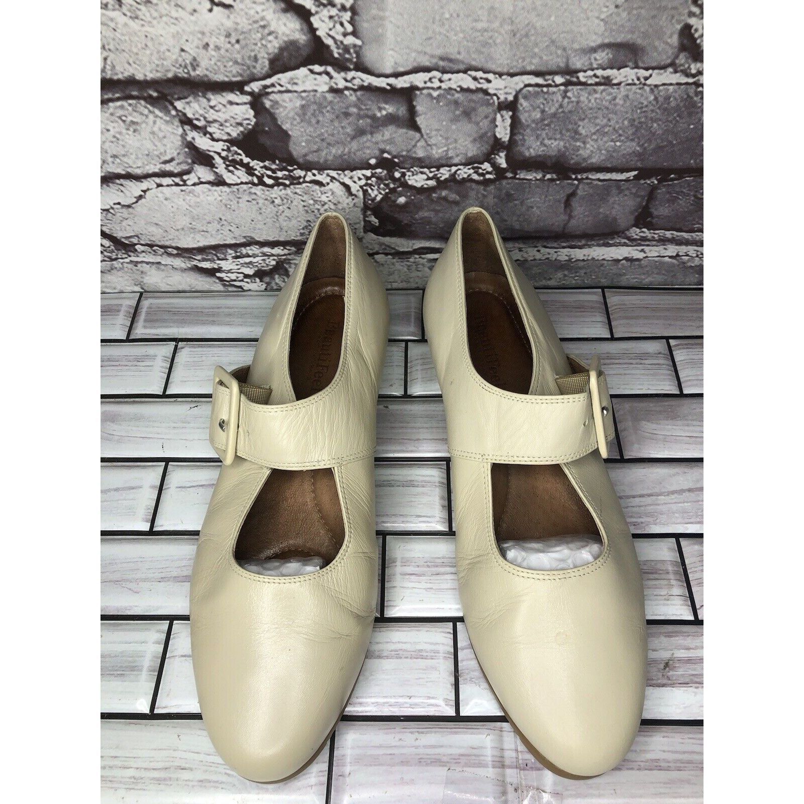Beautiful Ful BeautiFeel Ivory Cream Leather Mary Jane Strap Pumps Shoes W Size US 9 / IT 39 - 15 Thumbnail