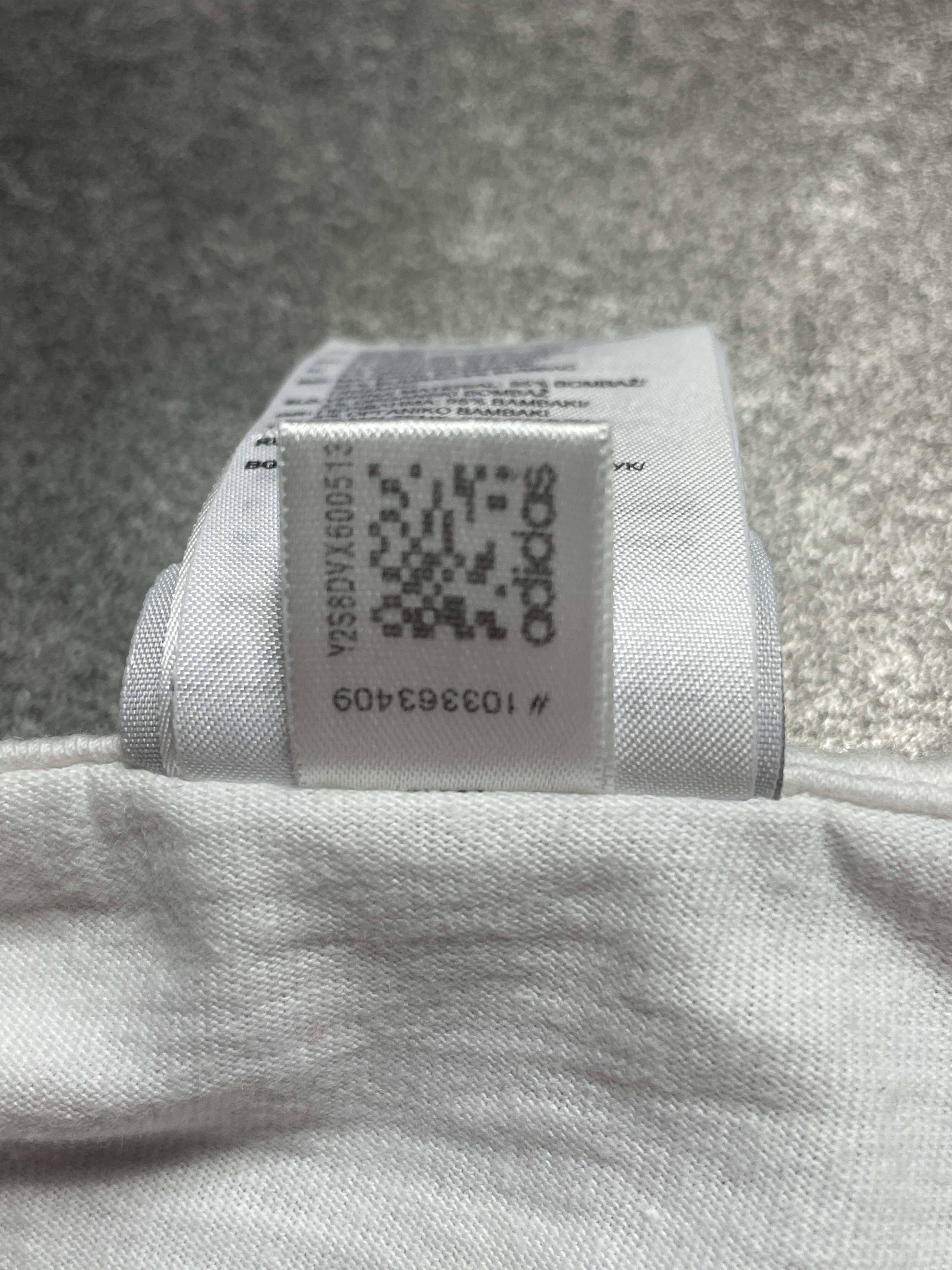 Adidas ❗️RARE❗️Adidas Vintage Y2K T-Shirt Shoes Sneakers Size US XXL / EU 58 / 5 - 10 Thumbnail