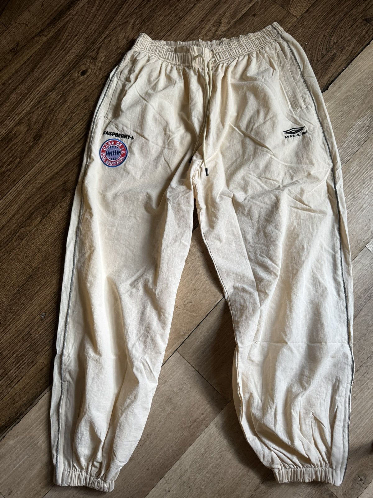 Gv gallery cashew track pants