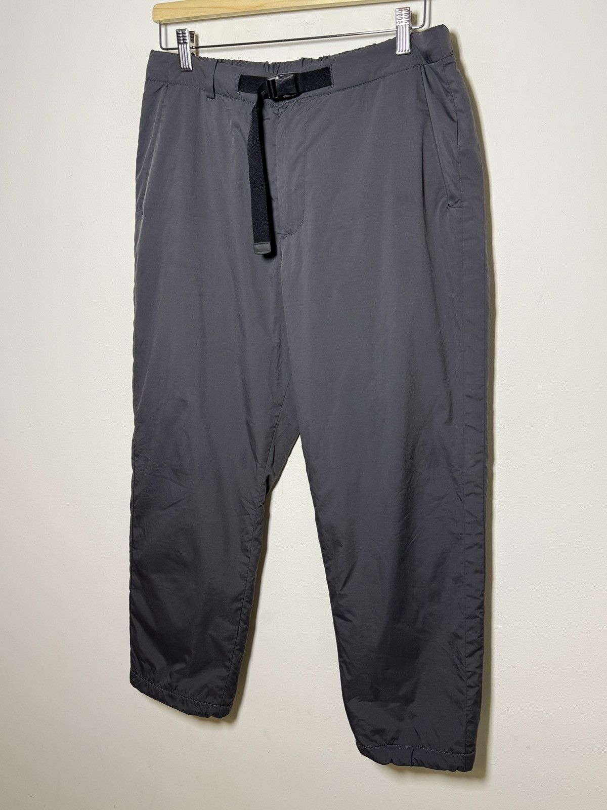 Uniqlo vintage uniqlo warm tech pants Size US 32 / EU 48 - 2 Thumbnail