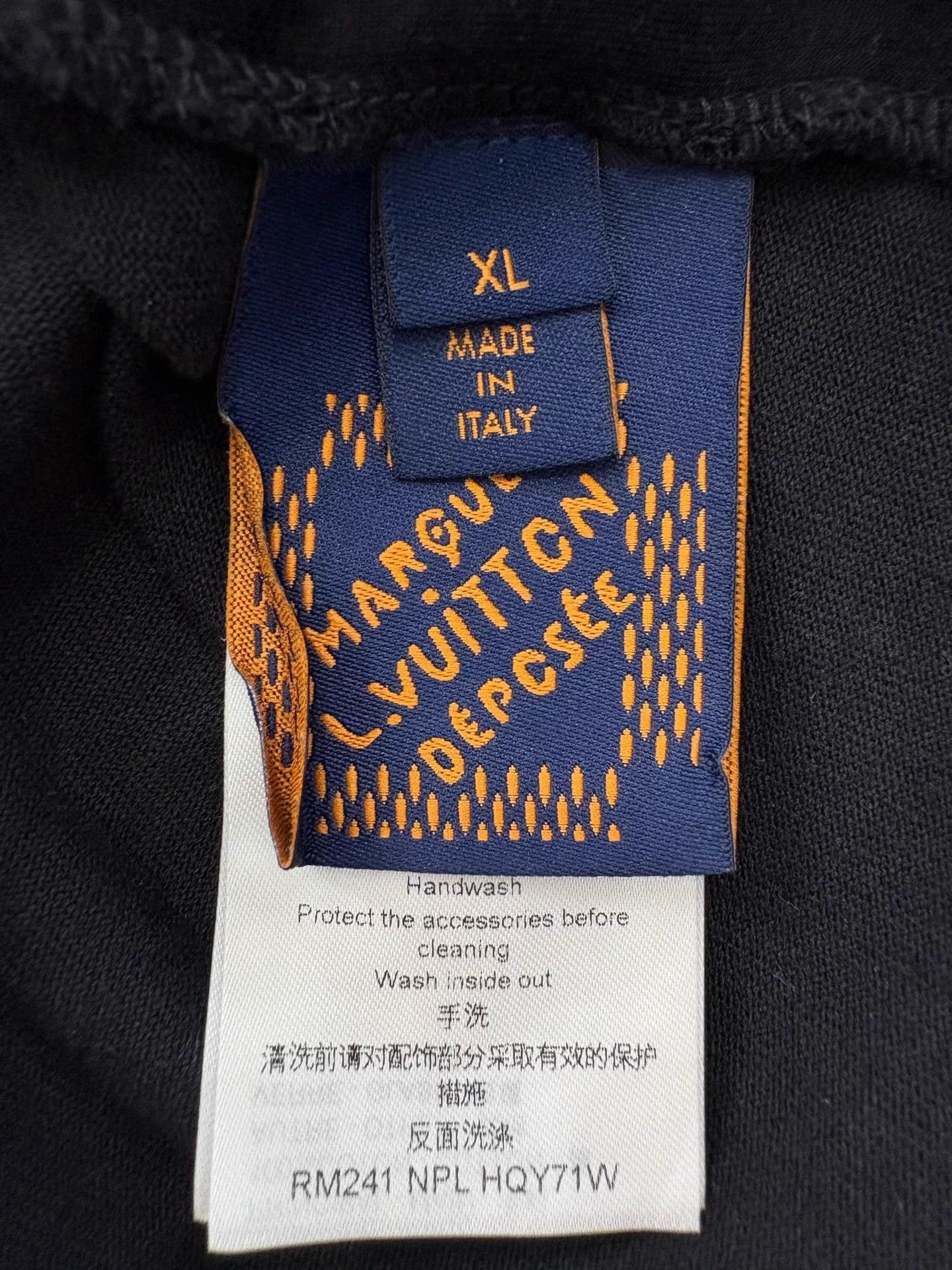 Louis Vuitton LV SS24 beaded logo crew short sleeve tee black XL Size US XL / EU 56 / 4 - 4 Thumbnail