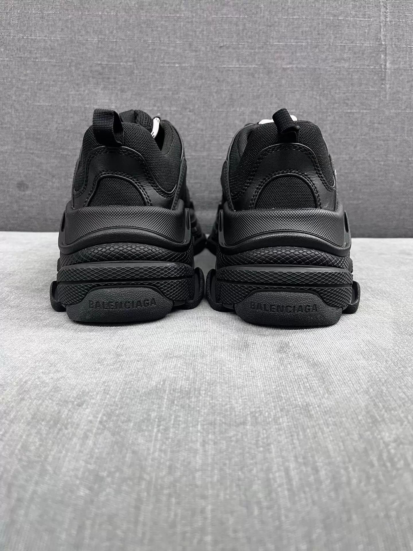Balenciaga Balenciaga Triple S 25ss Black Yellow Double B 38 Size US 8 / IT 38 - 5 Thumbnail