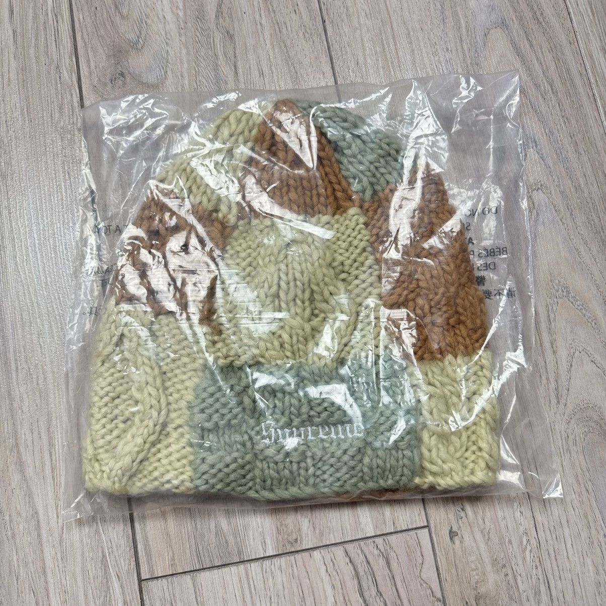 Supreme Supreme Block Knit Beanie Tan SS25 Handknit Deadstock DS Size ONE SIZE - 3 Thumbnail