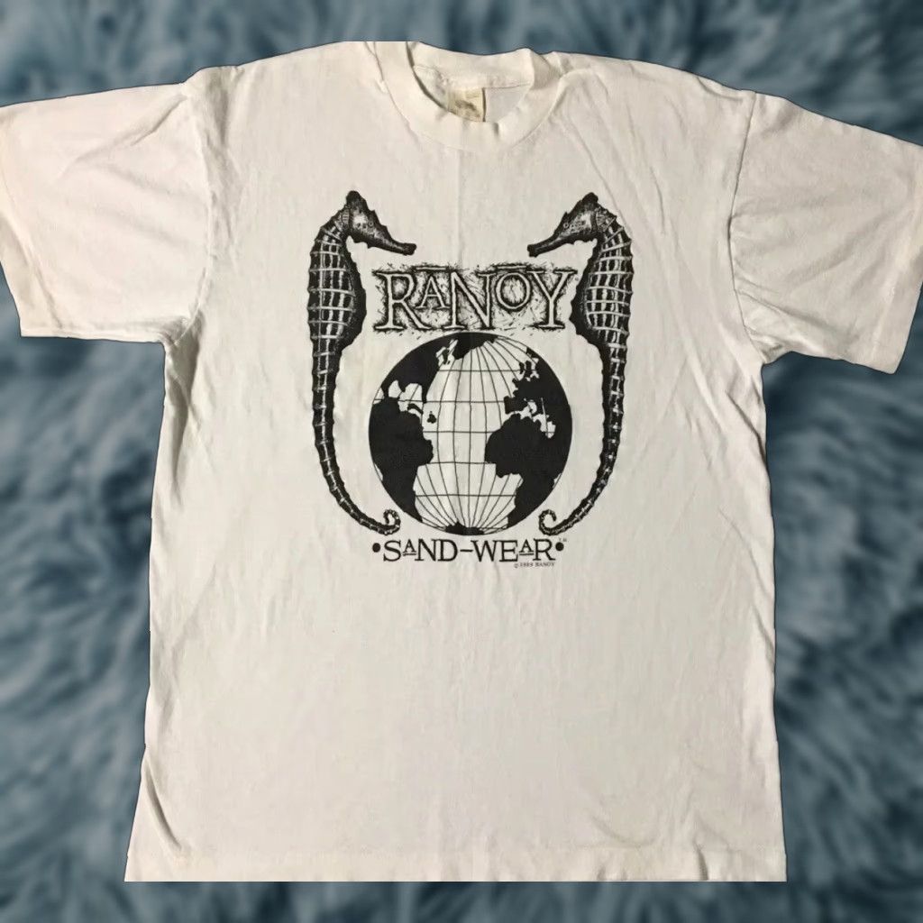 Quiksilver VINTAGE White 80s Ranoy Sand Wear Faded Shirt M Beach Surf Skate Grunge OP 90s Nike T-Shirt Mens Graphic Tee USA Ocean Pacific Billabong Hurley Wave Size US M / EU 48-50 / 2 - 1 Thumbnail