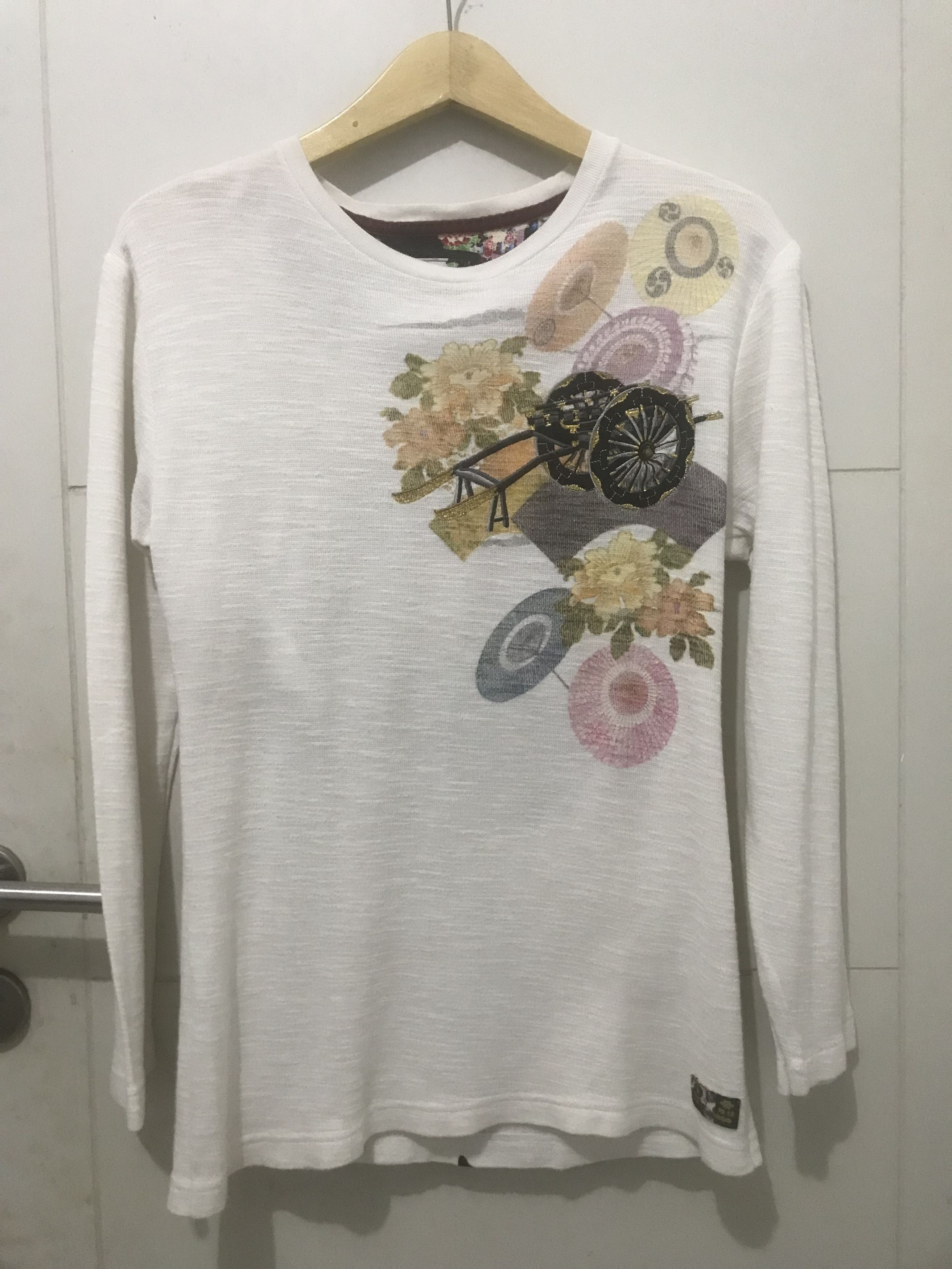 Japanese Brand RARE Miyabi Musubi Sukajan Japanese Dragon Embroidery Tee Size US M / EU 48-50 / 2 - 2 Thumbnail