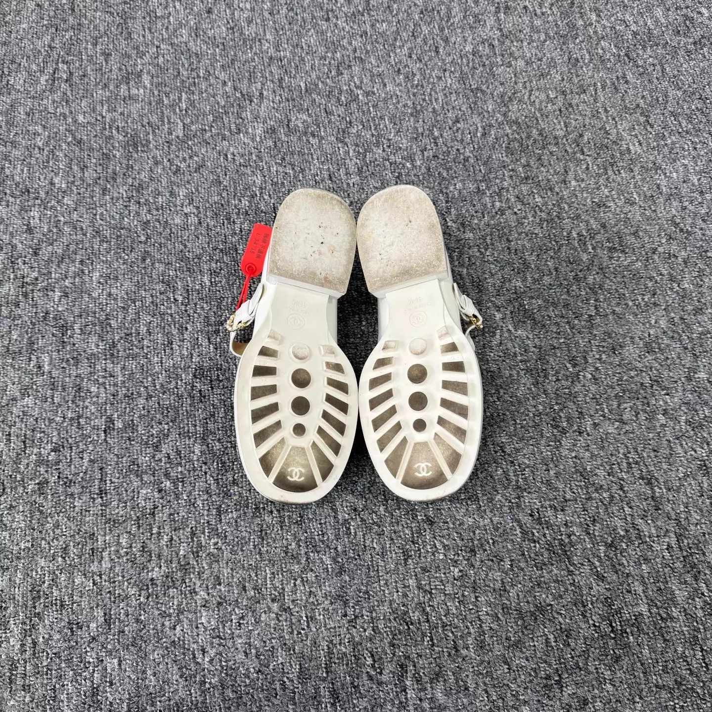 Chanel Chanel White Patent CC Logo Mary Jane Loafer 36.5 99 New Size US 6 / IT 36 - 6 Thumbnail