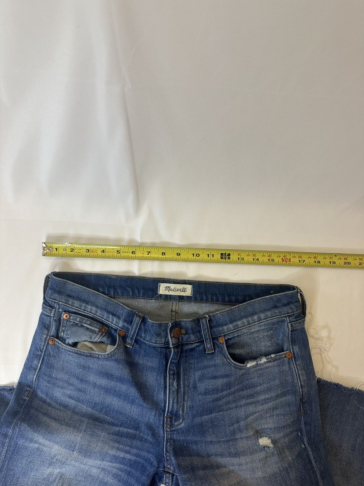 Madewell Madewell The Mid-Rise Slim Boyfriend Jean Size 29 Distressed Size 29" - 7 Thumbnail