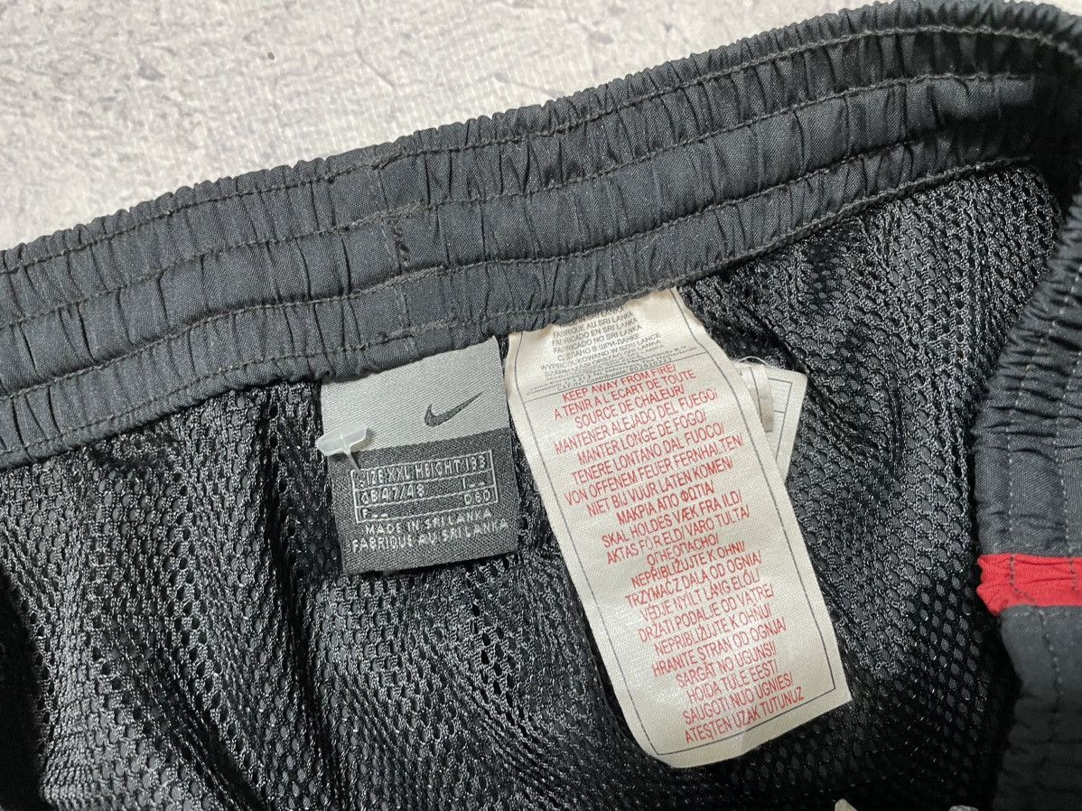 Nike Vintage Nike KNVB Netherlands Track Pants Nylon Swoosh Y2K Size US 38 / EU 54 - 8 Thumbnail