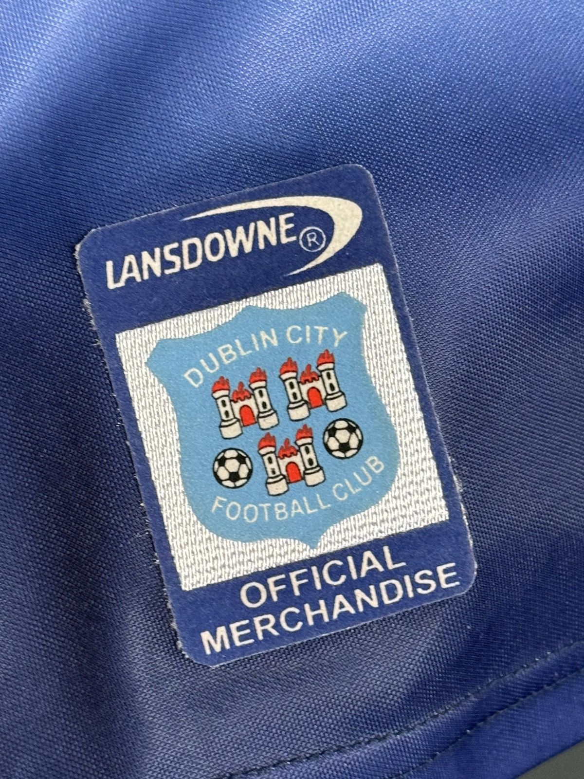 Other KIDS Dublin City 03/04 Home Football Jersey Size US S / EU 44-46 / 1 - 7 Thumbnail
