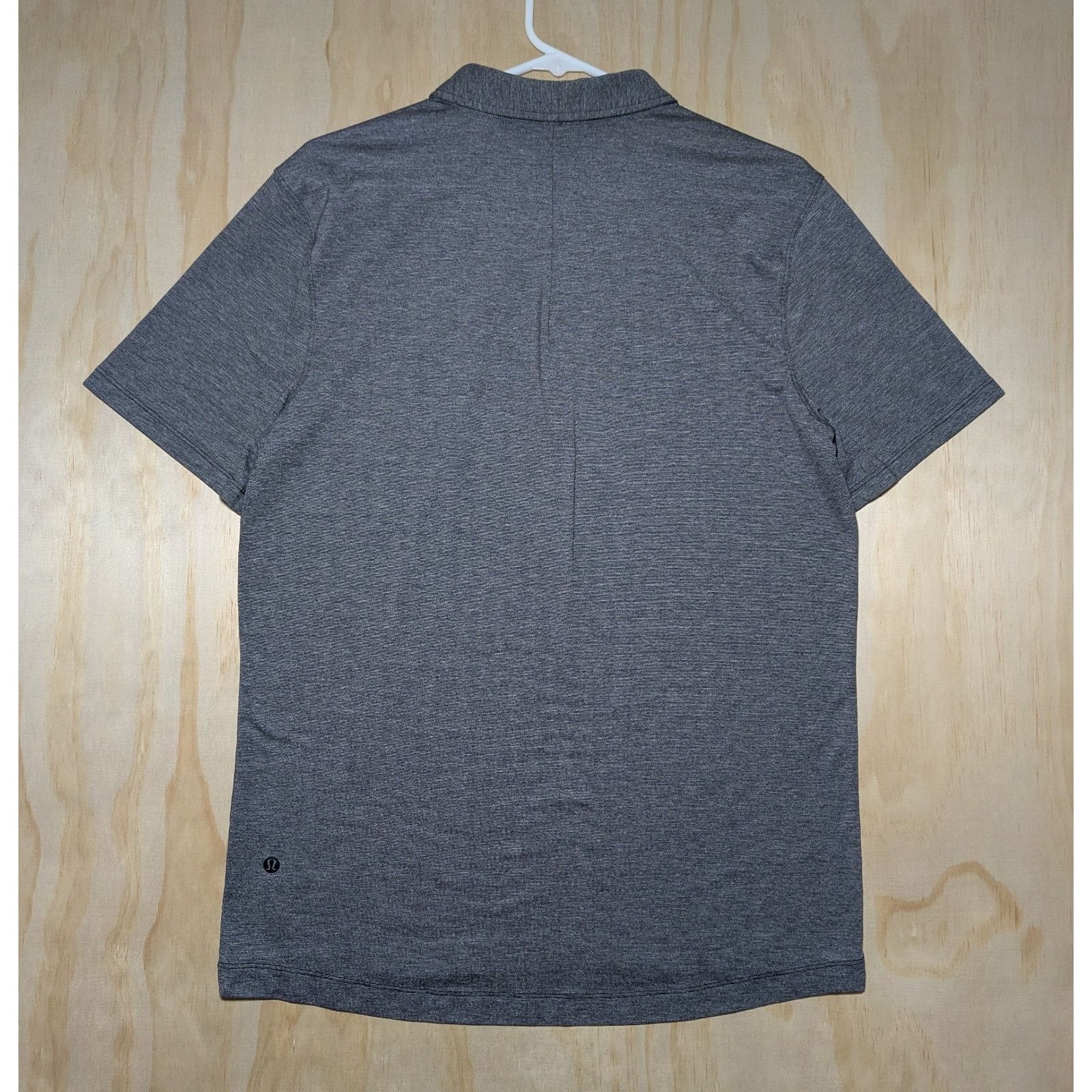Lululemon Lululemon Men's Medium Heathered Gray Short Sleeve Golf Polo Size US M / EU 48-50 / 2 - 5 Thumbnail