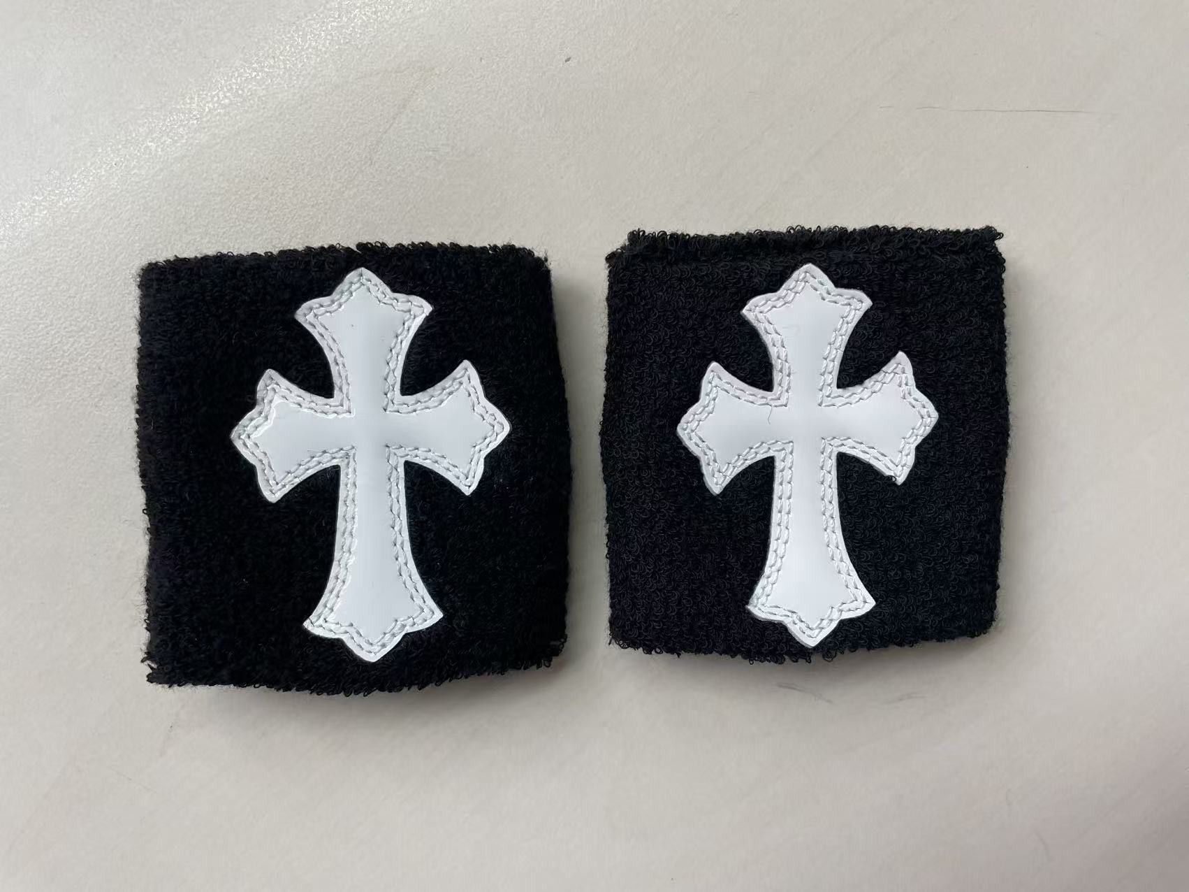 Chrome Hearts Chrome Hearts White Patent Leather Cross Patch Sweatbands Size ONE SIZE - 3 Thumbnail