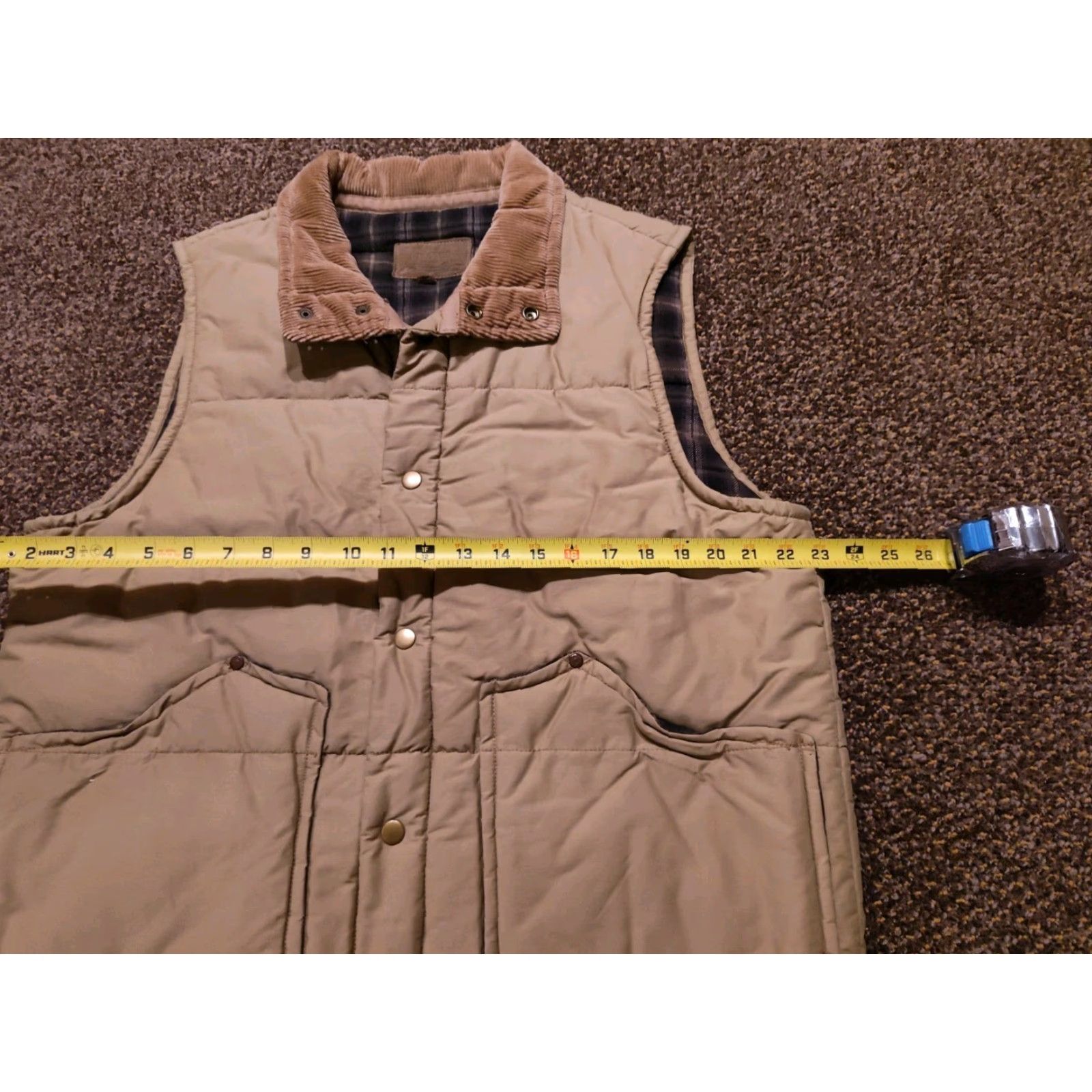 Old Navy Vintage Old Navy Quilted Puffer Snap Vest Lined Corduroy Collar Men’s Sz L Beige Size US L / EU 52-54 / 3 - 5 Thumbnail