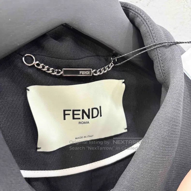 Fendi Fendi Woolen Coat with Leather Buttons Size S / US 4 / IT 40 - 3 Thumbnail