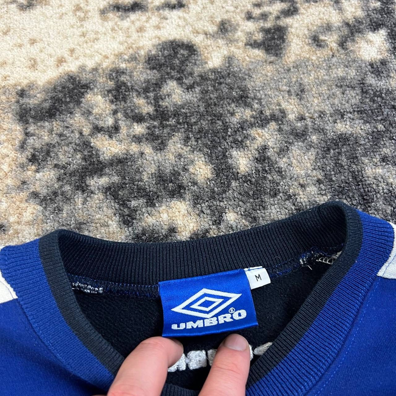 Umbro Umbro Mini Logo Vintage Y2K Boxy Fit Sweatshirt Size US M / EU 48-50 / 2 - 5 Thumbnail