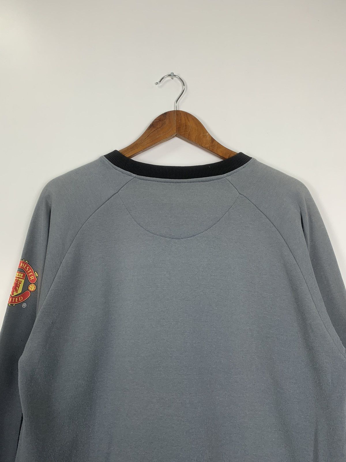 Other Manchester United Shirt Size US M / EU 48-50 / 2 - 8 Thumbnail