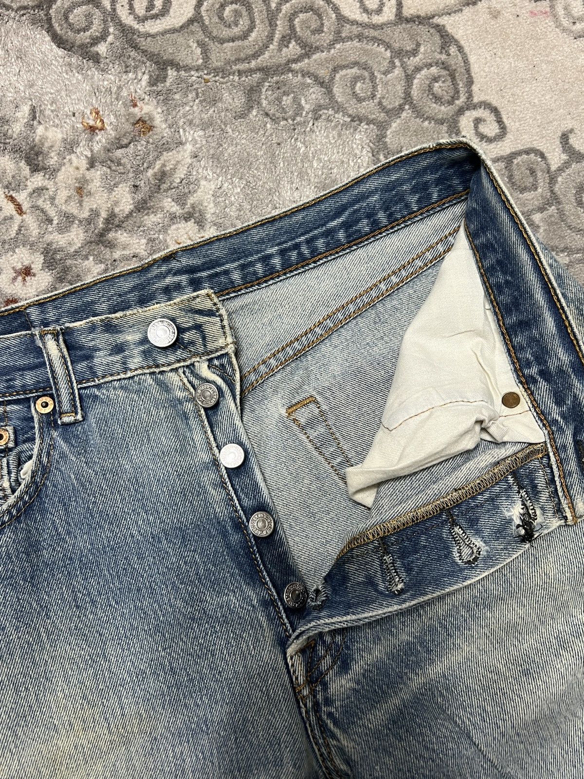Levi's × Levi's Vintage Clothing LEVIS 501 32 x 30 DISTRESSED JEANS DENIM Size US 31 - 12 Thumbnail