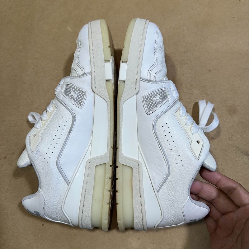 Louis Vuitton Louis Vuitton Low-top Trainer Sneakers in White - Size US 8.5 / EU 41-42 - 8 Thumbnail