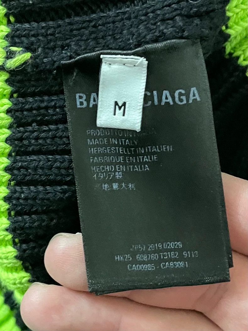 Balenciaga Balenciaga Buckle Letter Knit Sweater Size US M / EU 48-50 / 2 - 5 Thumbnail