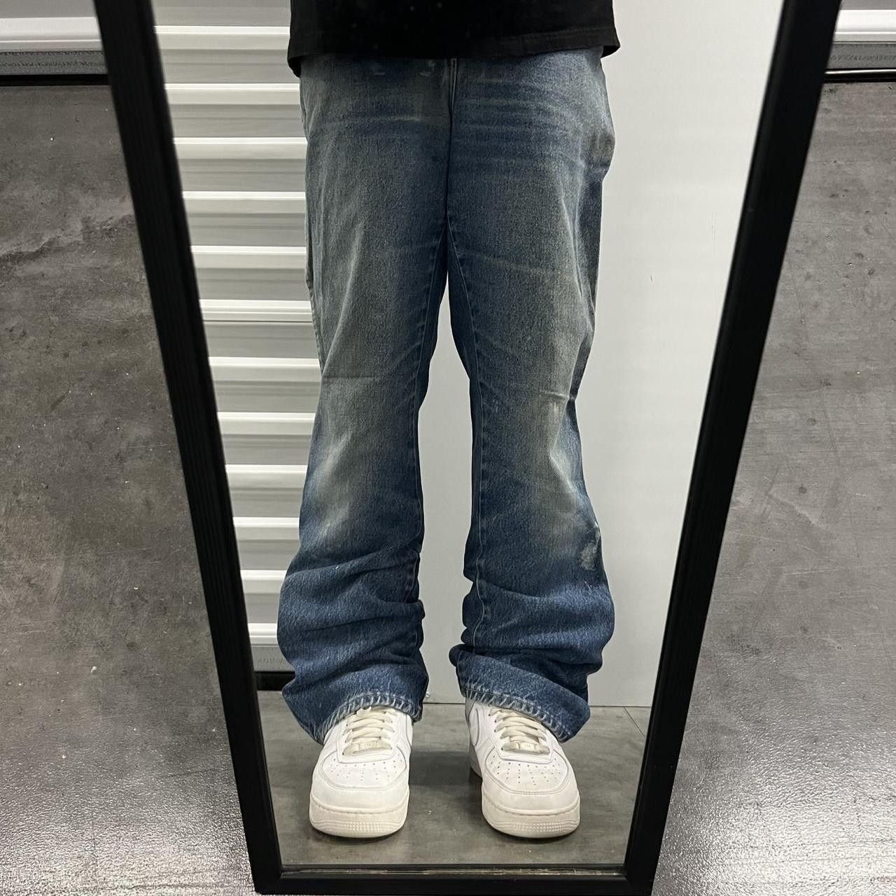 Vintage Crazy Vintage Y2K/90s Made in USA Vintage Flared light wash Denim Jeans! Size US 32 / EU 48 - 1 Thumbnail