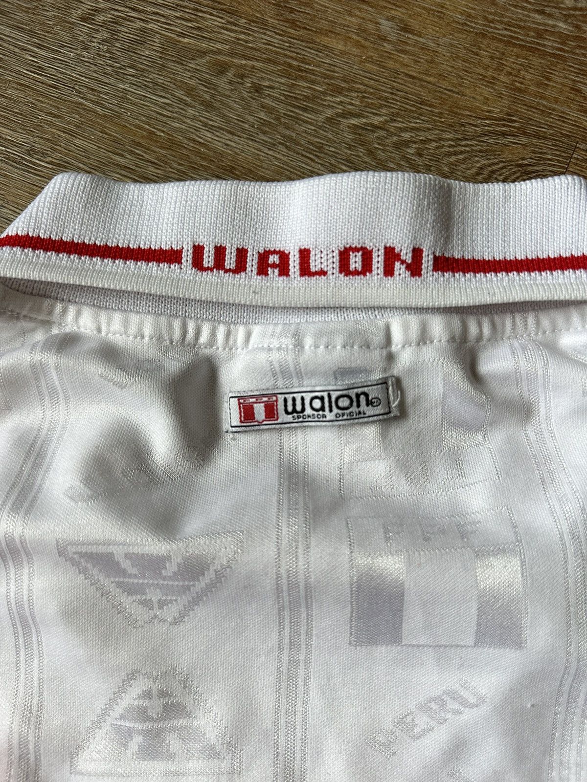 Vintage Vintage 1999/2000 Walon Peru National Team #7 Jersey Size US L / EU 52-54 / 3 - 16 Thumbnail