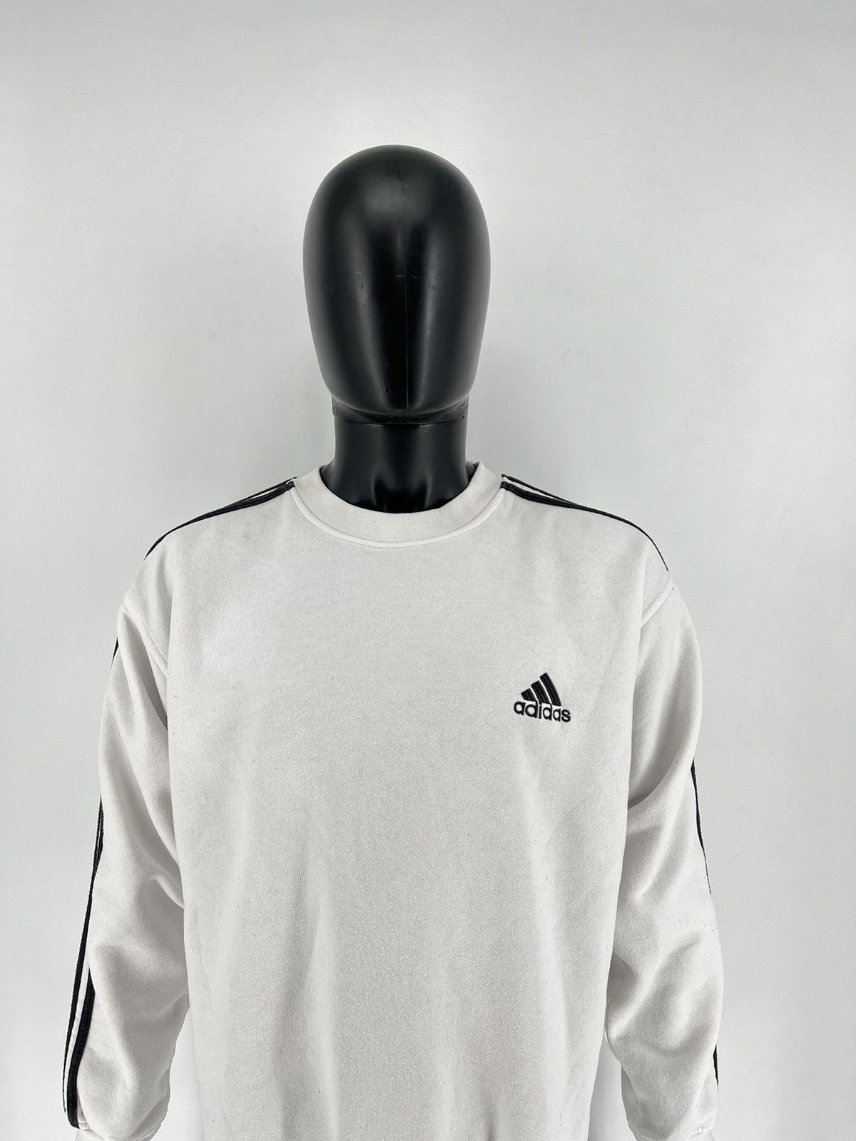 Adidas × Vintage Vintage Adidas White Embroidery Logos Sweatshirt Crazy Style Size US XL / EU 56 / 4 - 1 Thumbnail