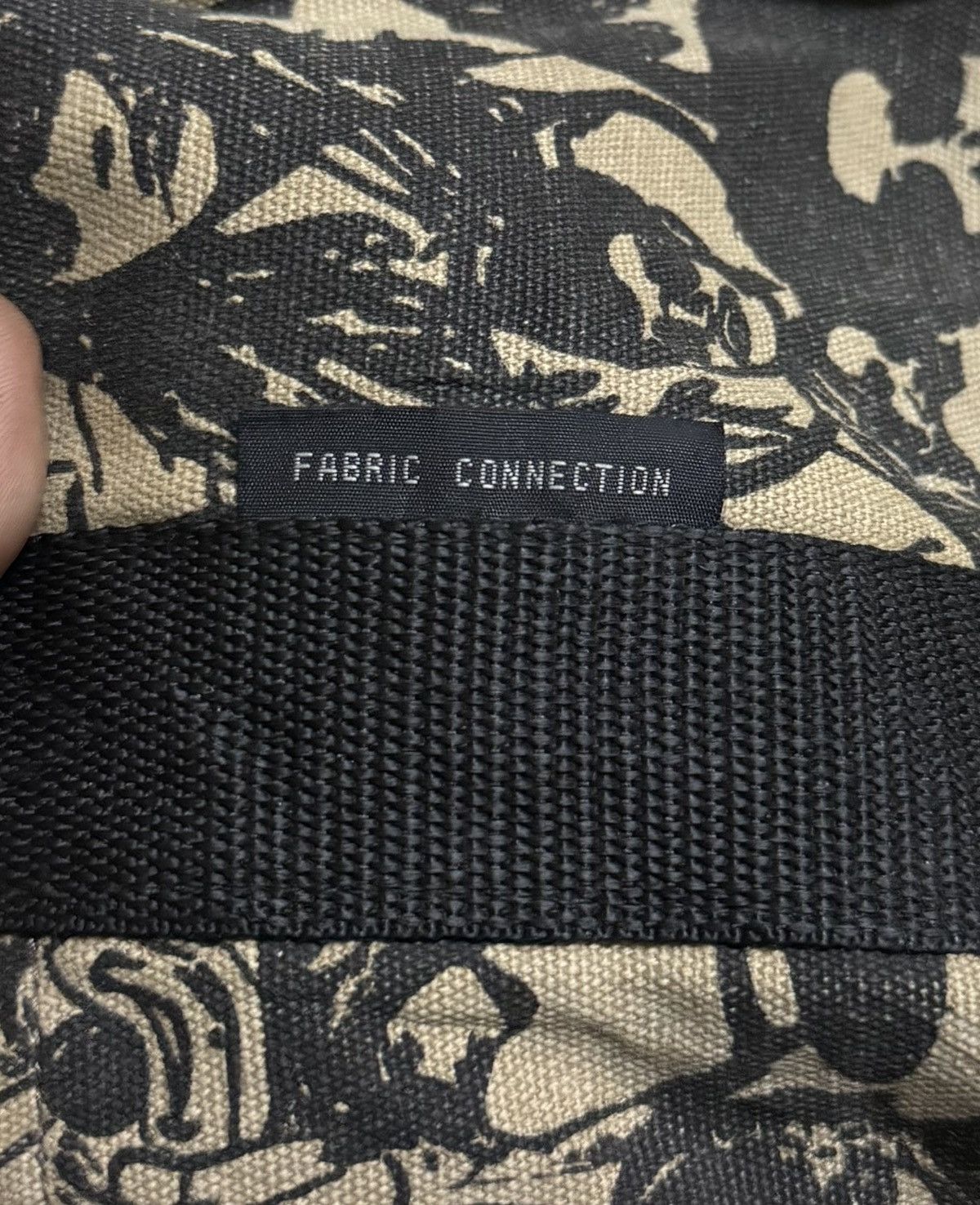 Japanese Brand Fabric Connection Duffle Bag Canvas All-over Print Vintage Size ONE SIZE - 6 Thumbnail