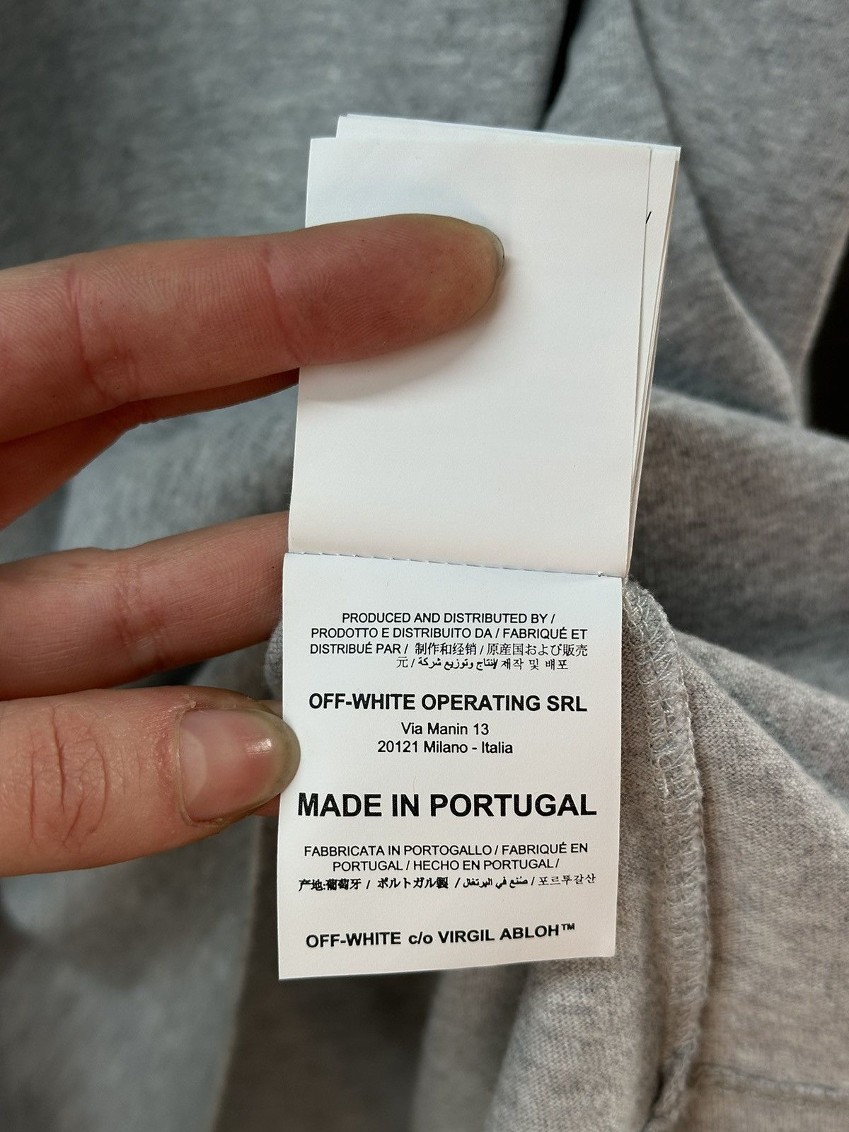 Off-White Vintage Off-White Cabin Baggage Arrows Tee Y2k Size US L / EU 52-54 / 3 - 12 Thumbnail