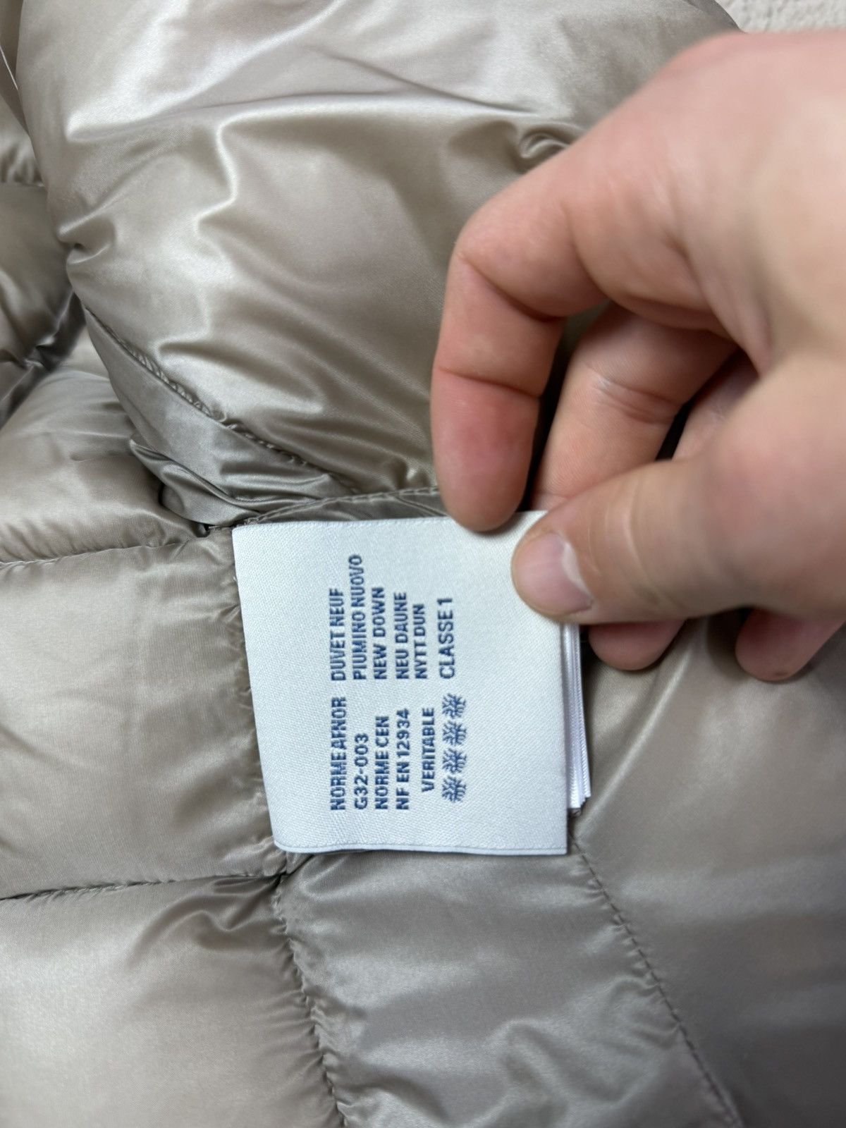 Moncler Moncler Doudoune legere S Size US S / EU 44-46 / 1 - 12 Thumbnail