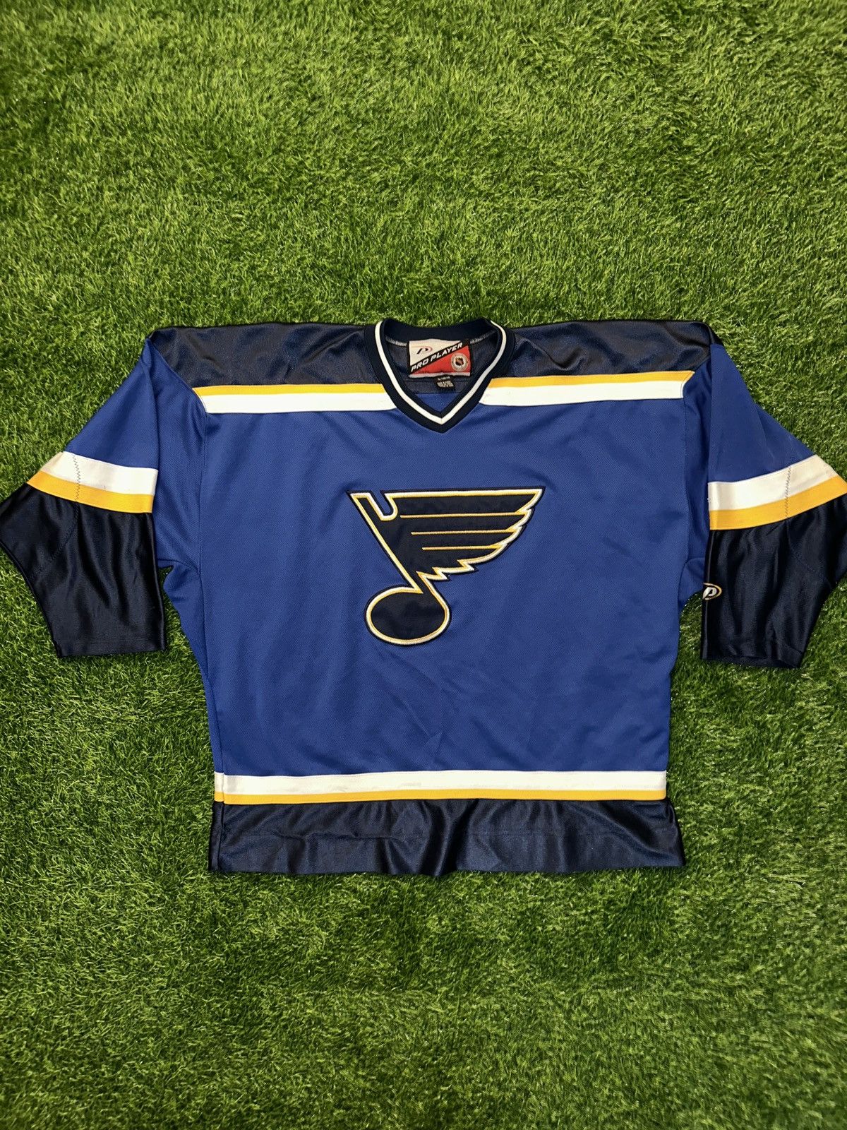 Pro Player Vintage pro player nhl st louis blues jersey size XL Size US XL / EU 56 / 4 - 1 Thumbnail