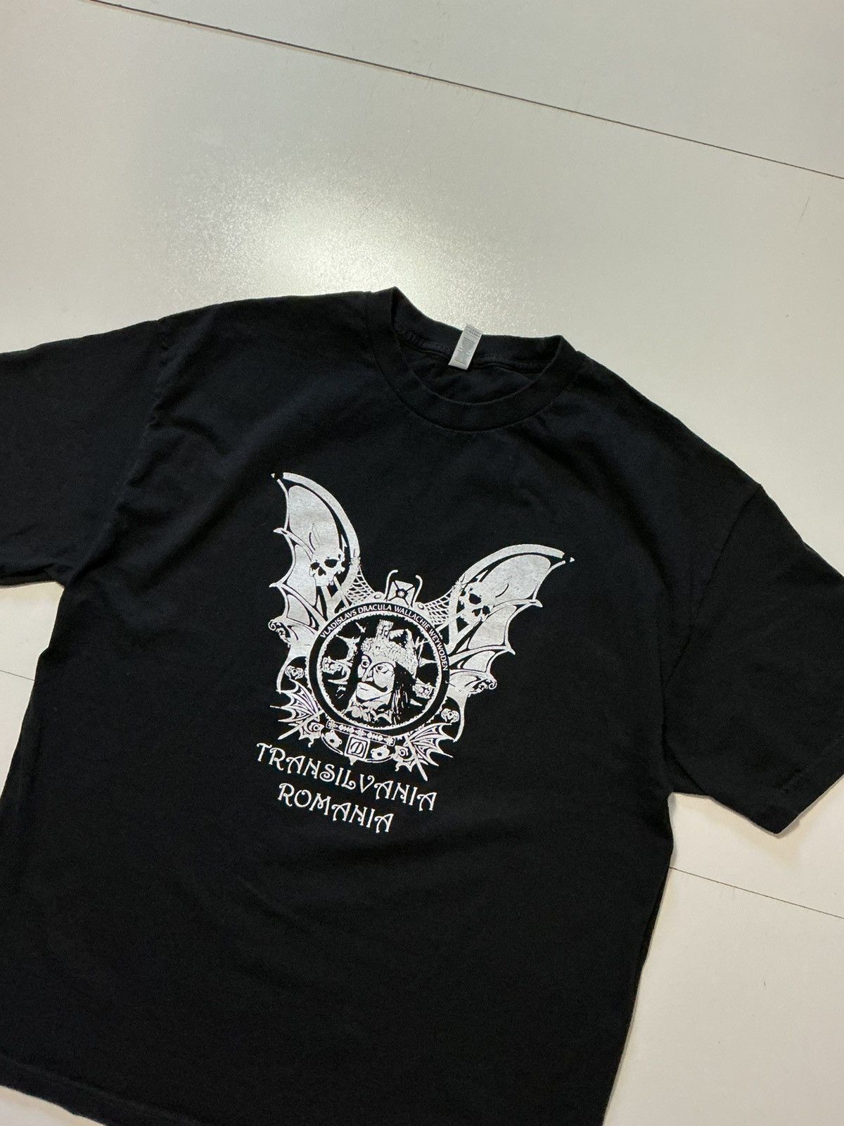 Other Transylvania Romania Vlad Impaler Vladislavs Dracula T-Shirt Size US XL / EU 56 / 4 - 4 Thumbnail