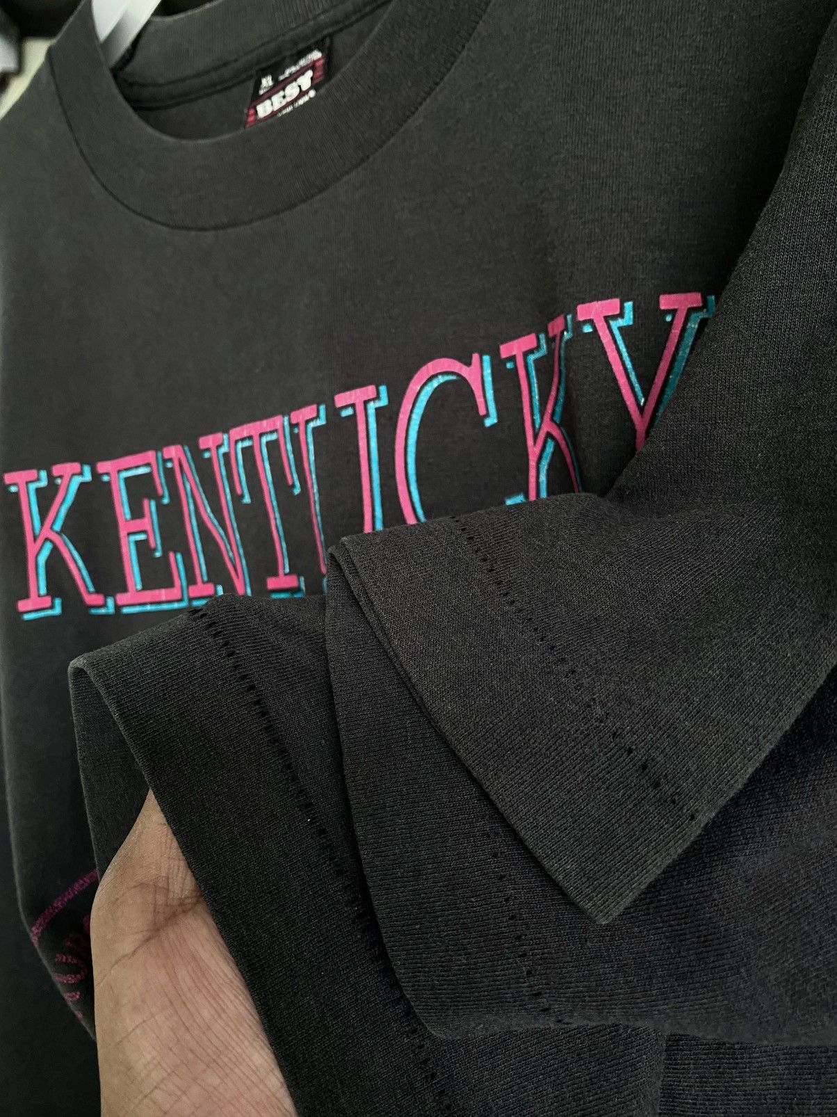 Fruit Of The Loom × Vintage Vintage 90s Kentucky Derby Tshirt Size US XL / EU 56 / 4 - 4 Thumbnail