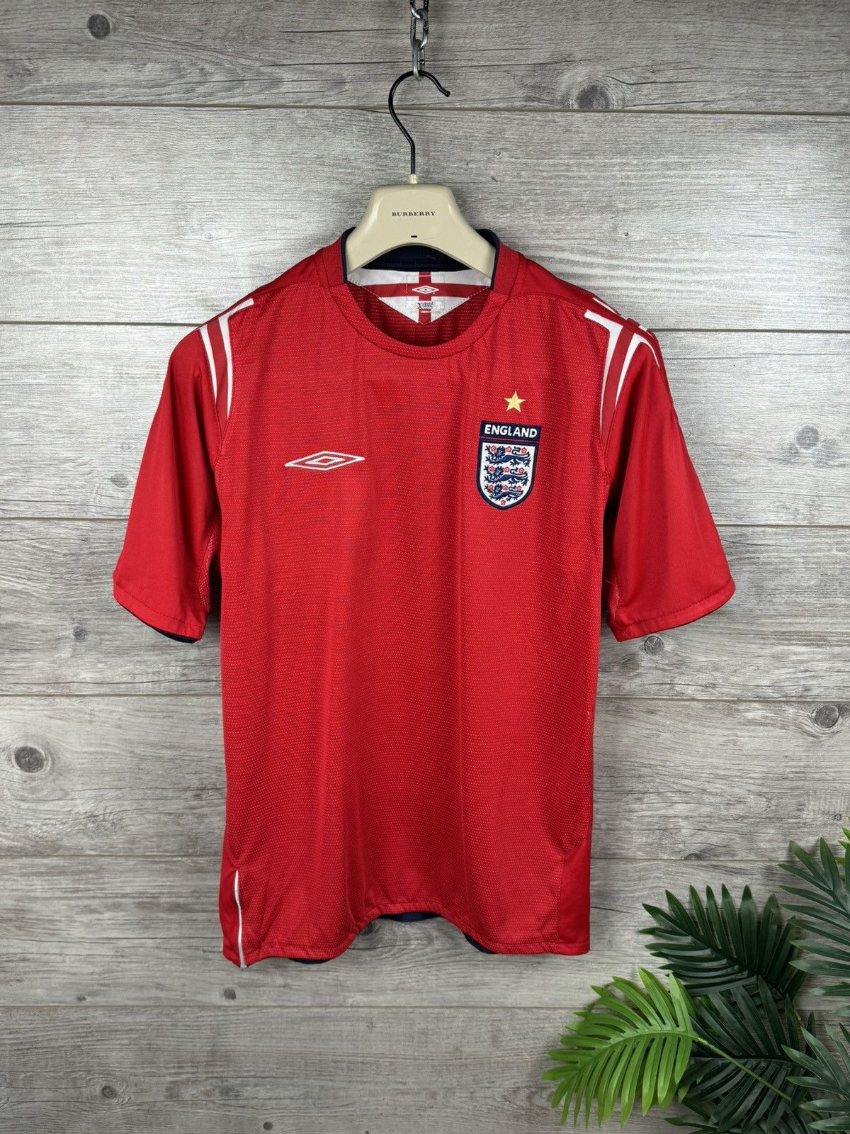 Umbro × Vintage Umbro soccer jersey vintage 2004 - 2006 size M Size US M / EU 48-50 / 2 - 1 Thumbnail