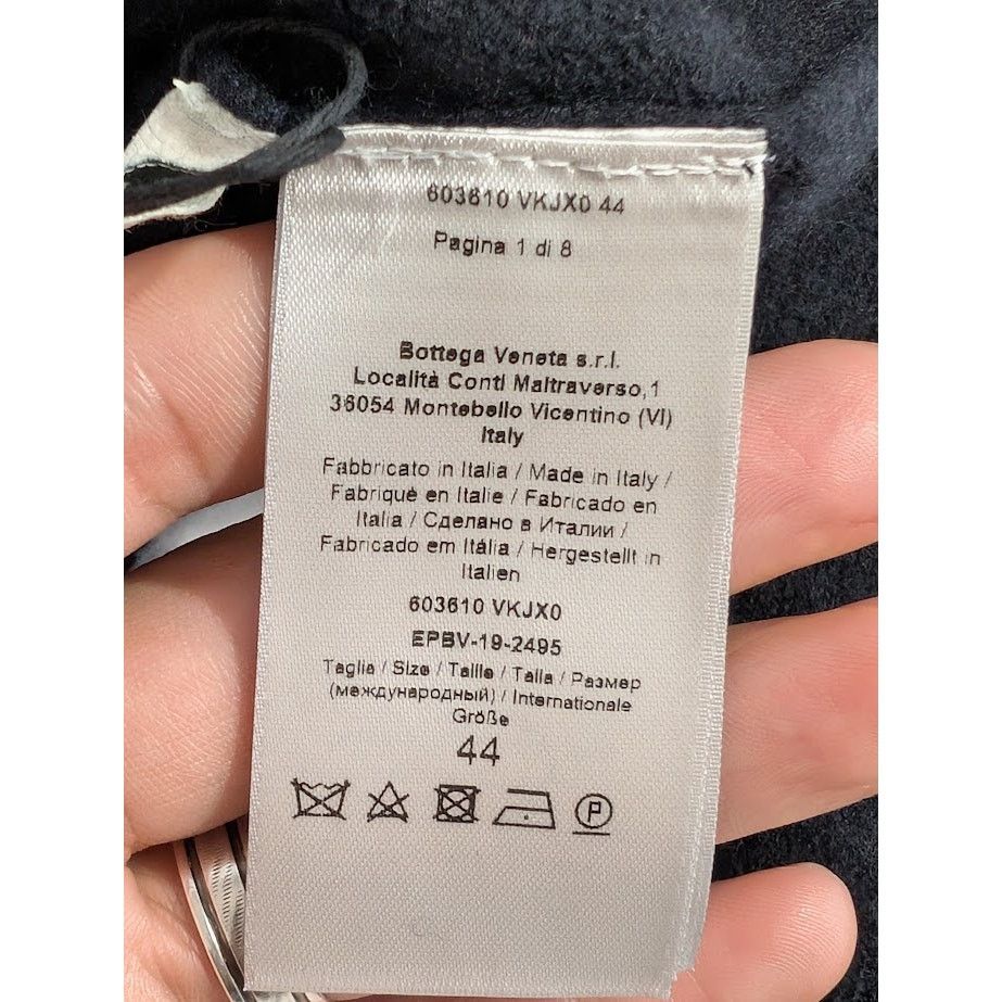 Bottega Veneta o1rshd1 Core Cashmere Pullover in Dark Navy Size US S / EU 44-46 / 1 - 18 Thumbnail