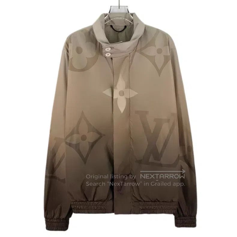 Louis Vuitton Louis Vuitton 25 brown gradient logo print jacket Size US S / EU 44-46 / 1 - 1 Thumbnail