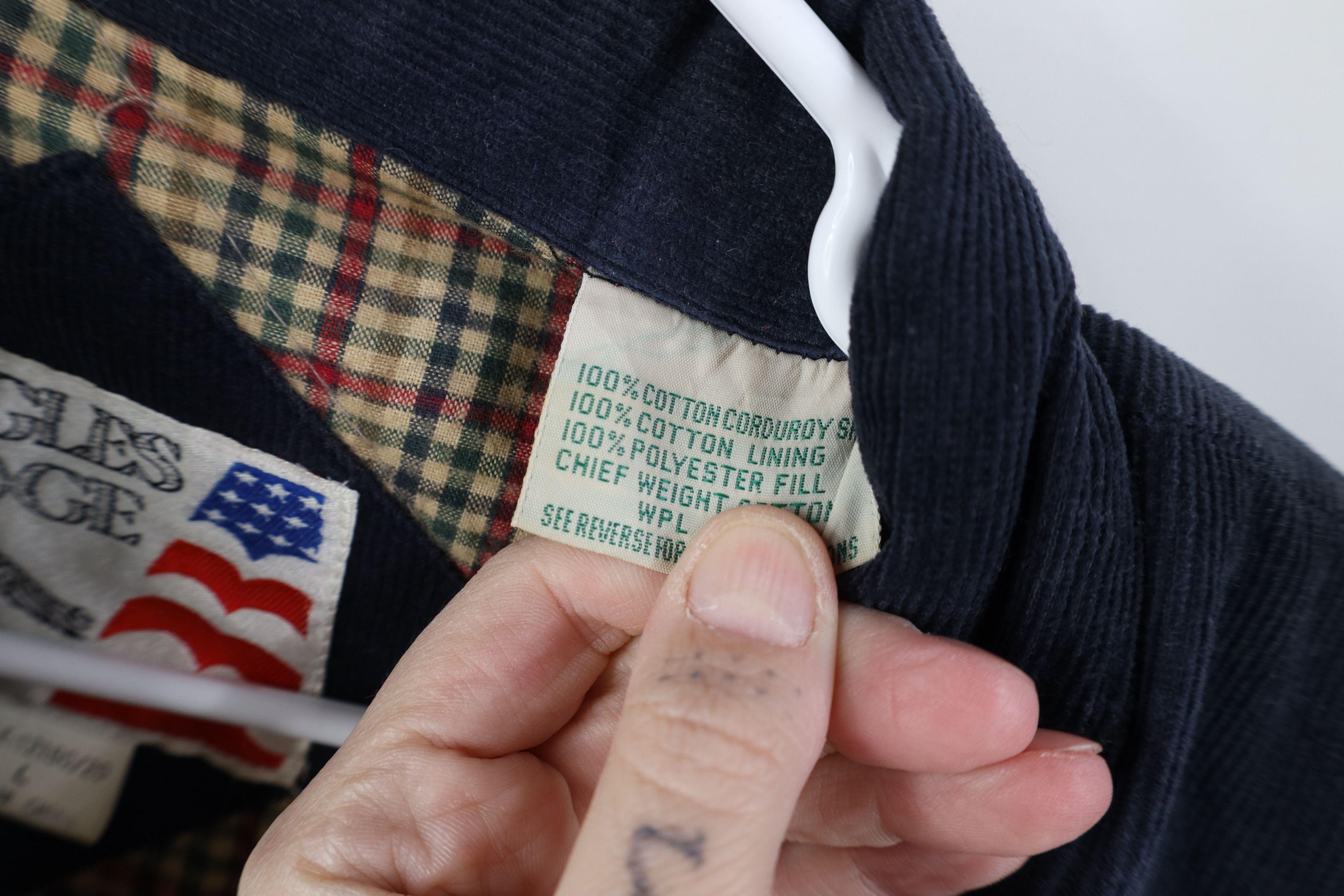 Vintage Vintage 90s Streetwear Lined Corduroy Puffer Vest Jacket Size US L / EU 52-54 / 3 - 11 Thumbnail