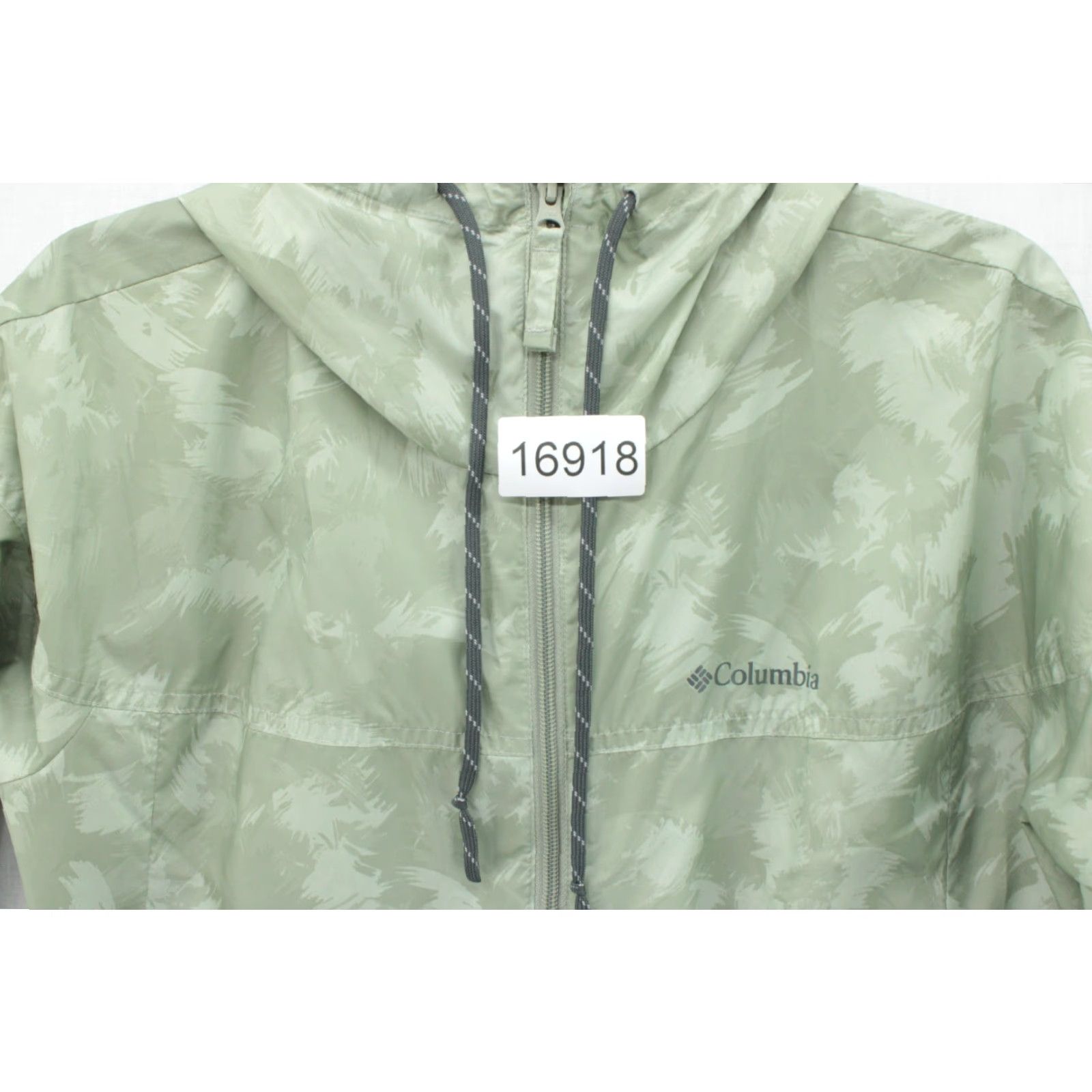 Vintage VINTAGE Columbia Sportswear Flash Forward Printed Windbreaker Womens Medium Green Camo Size M / US 6-8 / IT 42-44 - 7 Thumbnail