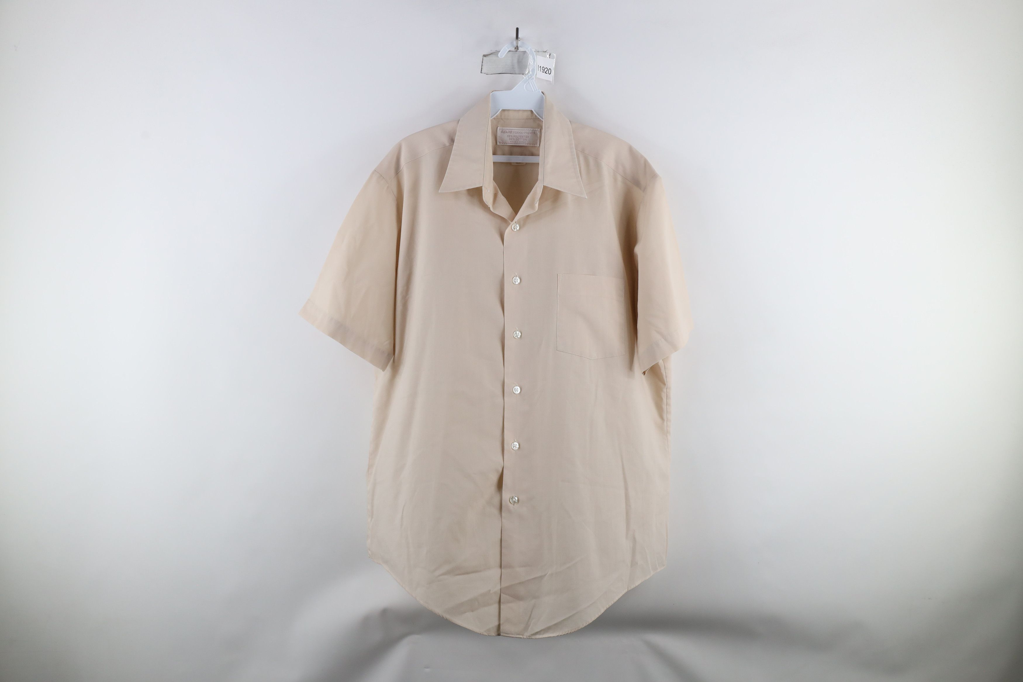 Vintage Vintage 70s Streetwear Short Sleeve Collared Button Shirt Size US L / EU 52-54 / 3 - 1 Thumbnail