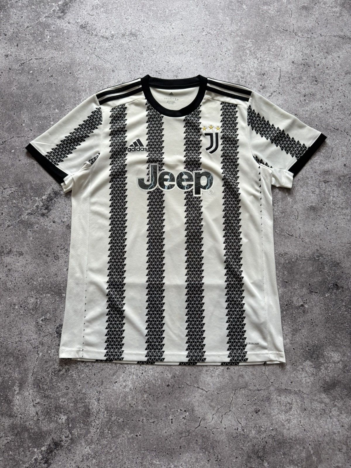 Adidas 🔥ADIDAS JUVENTUS 2022/23 HOME FOOTBALL KIT SOCCER JERSEY Size US L / EU 52-54 / 3 - 1 Thumbnail