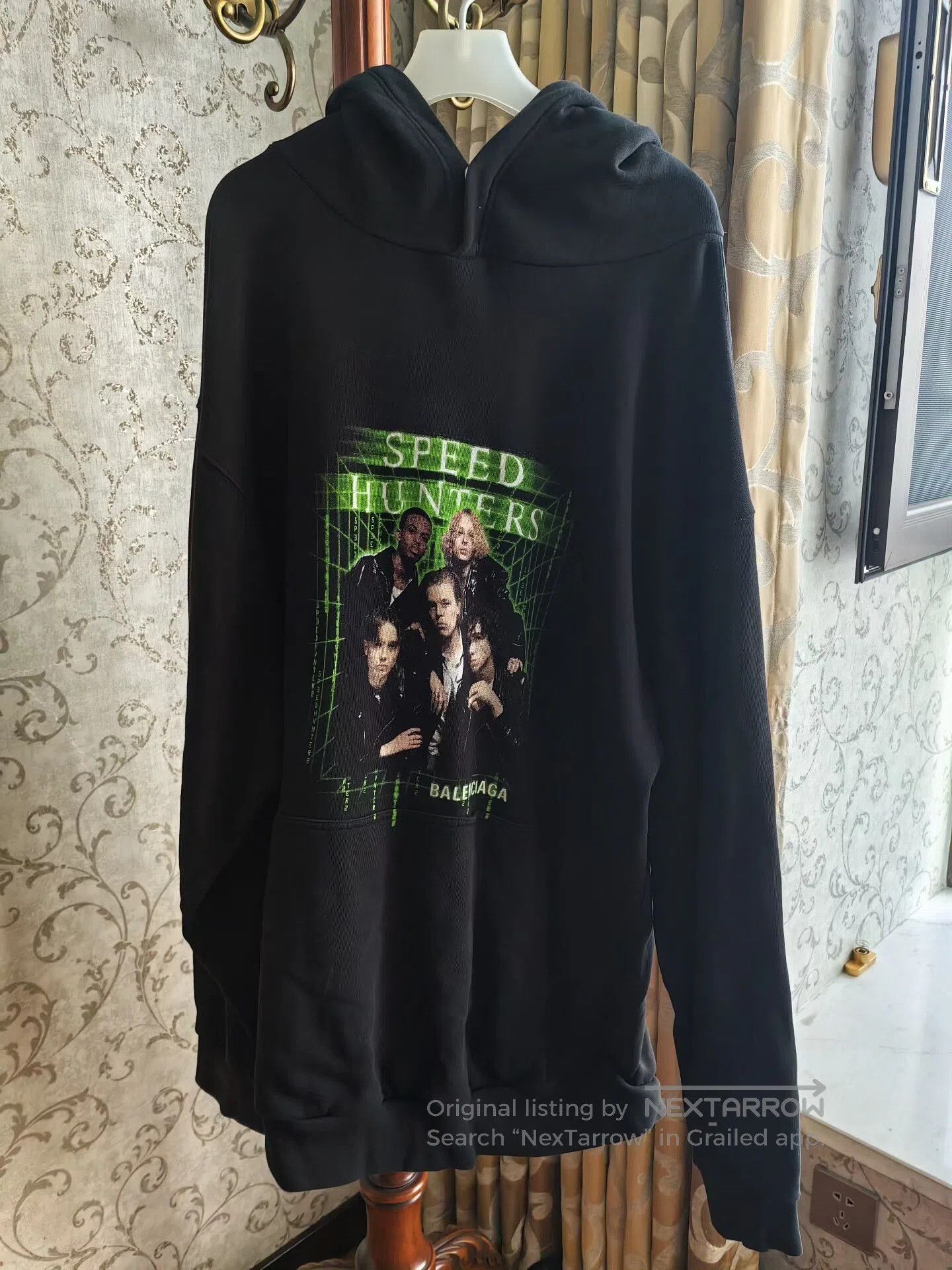 Balenciaga Balenciaga Men's Oversize Sweatshirt L. Size US L / EU 52-54 / 3 - 1 Thumbnail