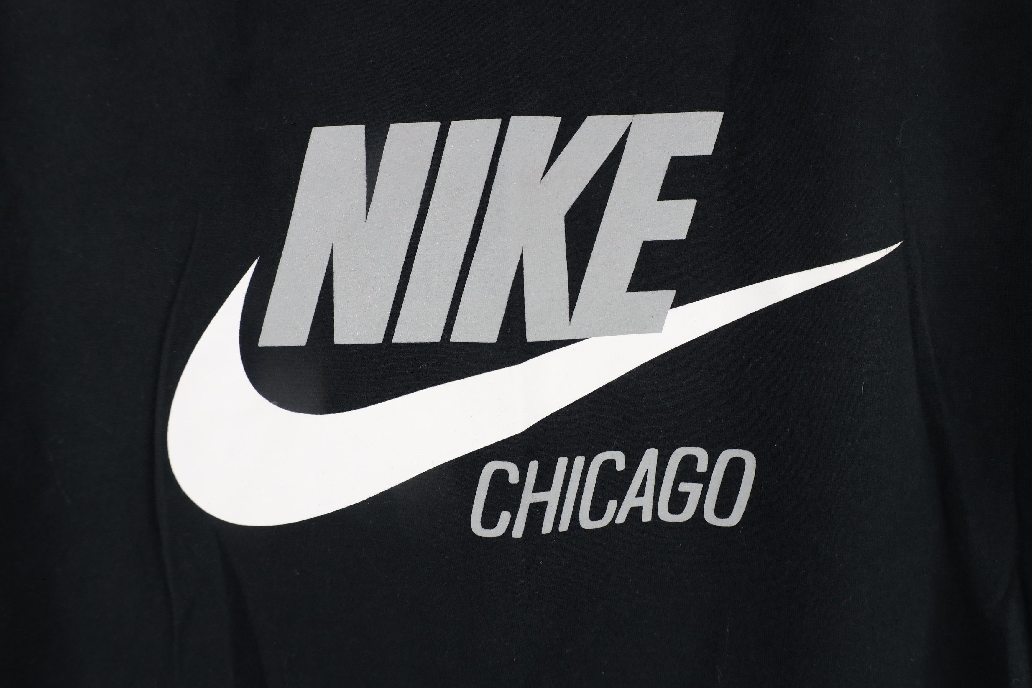 Nike × Vintage Nike Spell Out Big Swoosh Chicago Short Sleeve T-Shirt Size US M / EU 48-50 / 2 - 4 Thumbnail