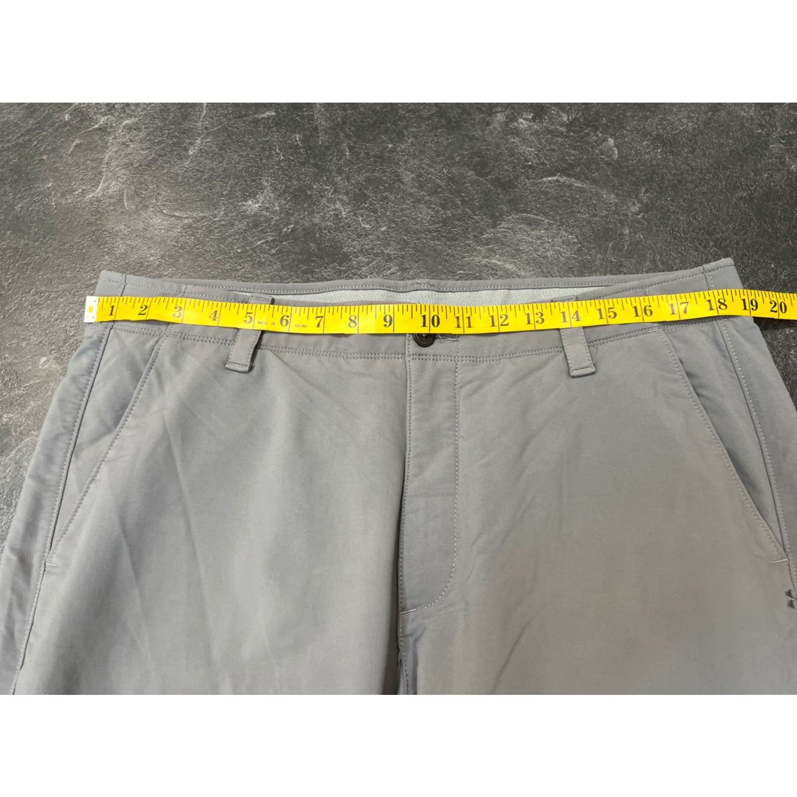 Under Armour Under Armour Pants Mens 38x32 Gray Nylon Performance Fit Casual Chino Sports Storm Logo Pockets Stretch Straight Inseam 32in Regular Mens Size US 38 / EU 54 - 3 Thumbnail