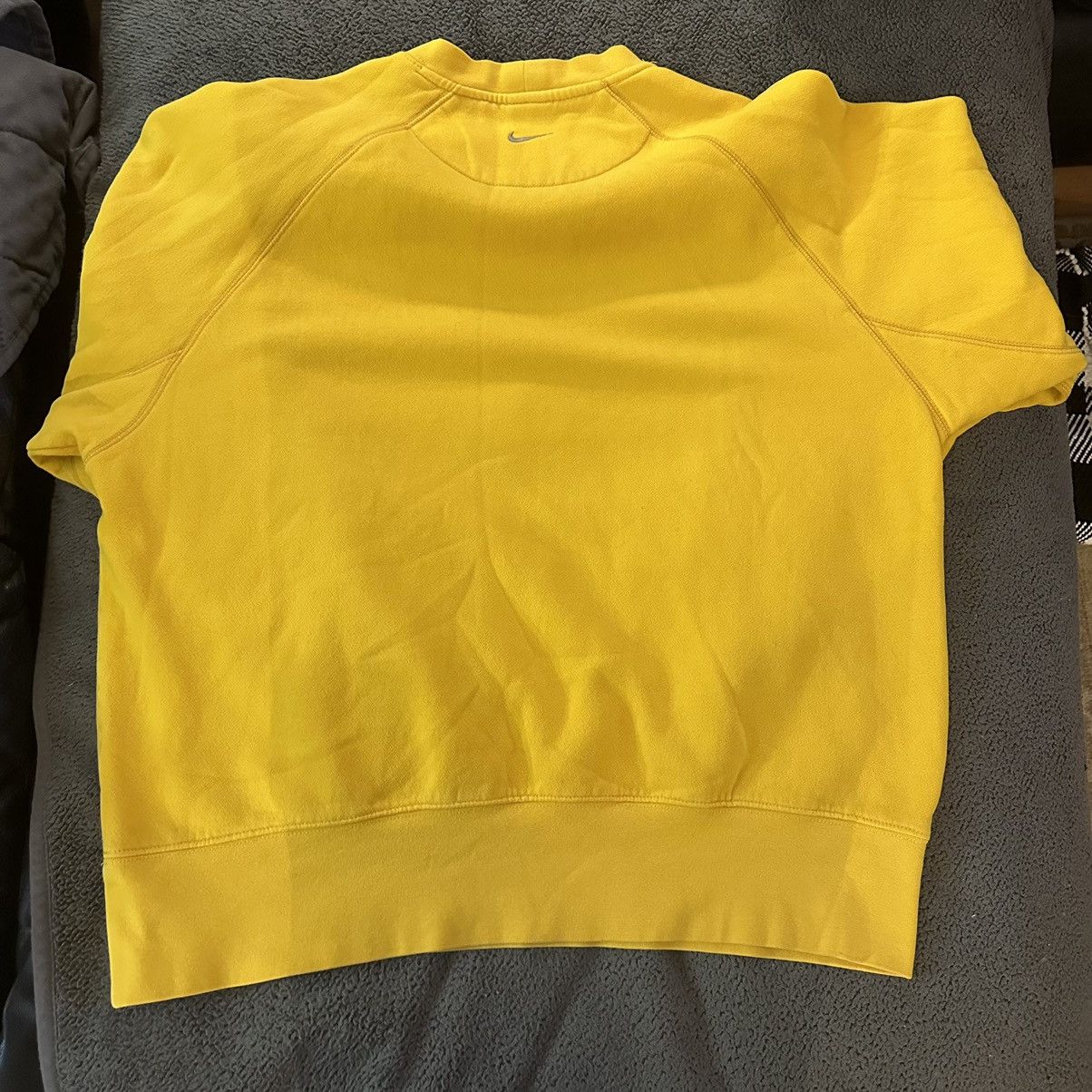 Nike × Vintage VTG Y2K Nike Crewneck Yellow Size US L / EU 52-54 / 3 - 6 Thumbnail
