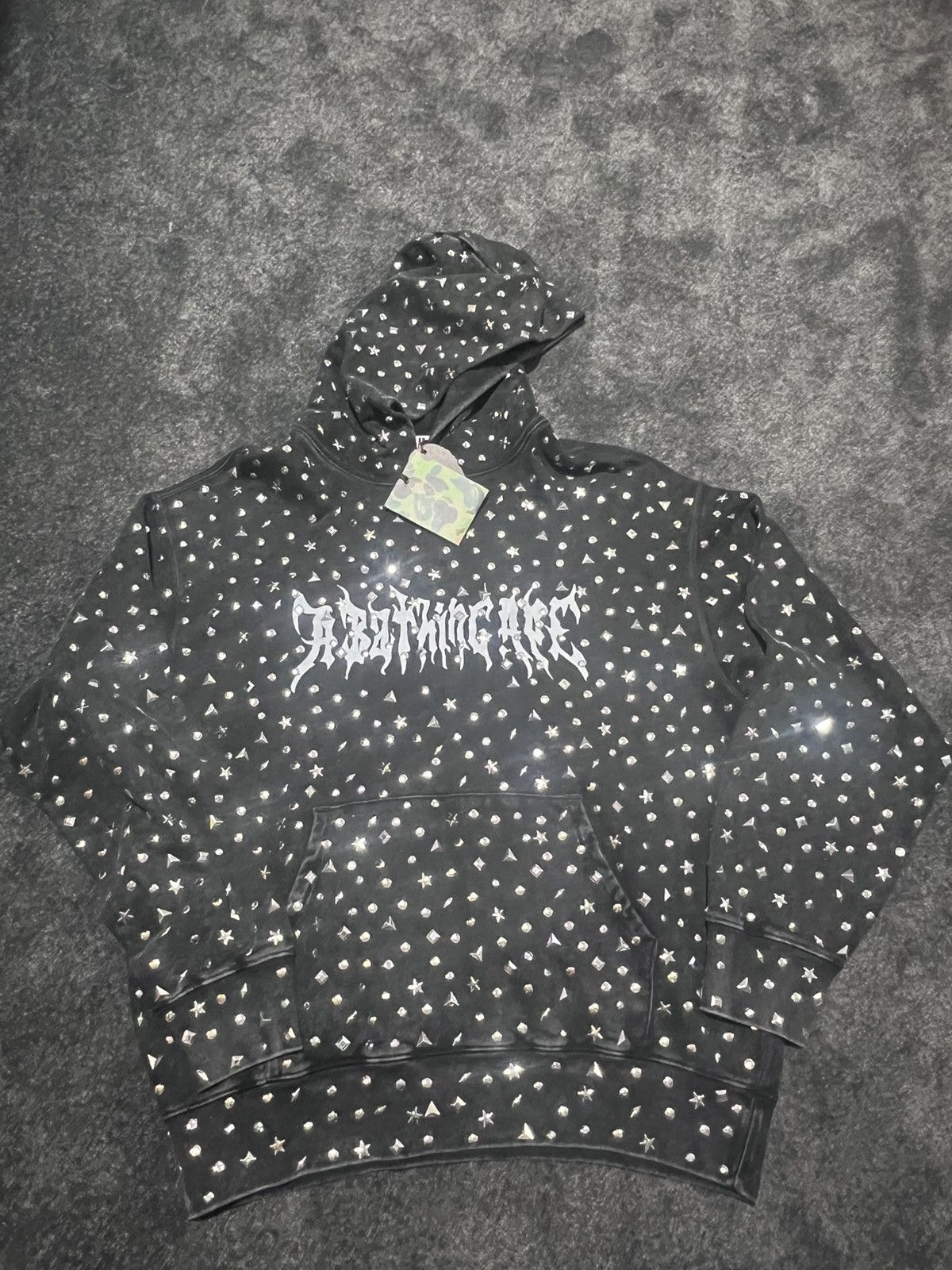 Bape Studded logo relaxed fit pullover hoodie Size US L / EU 52-54 / 3 - 1 Thumbnail